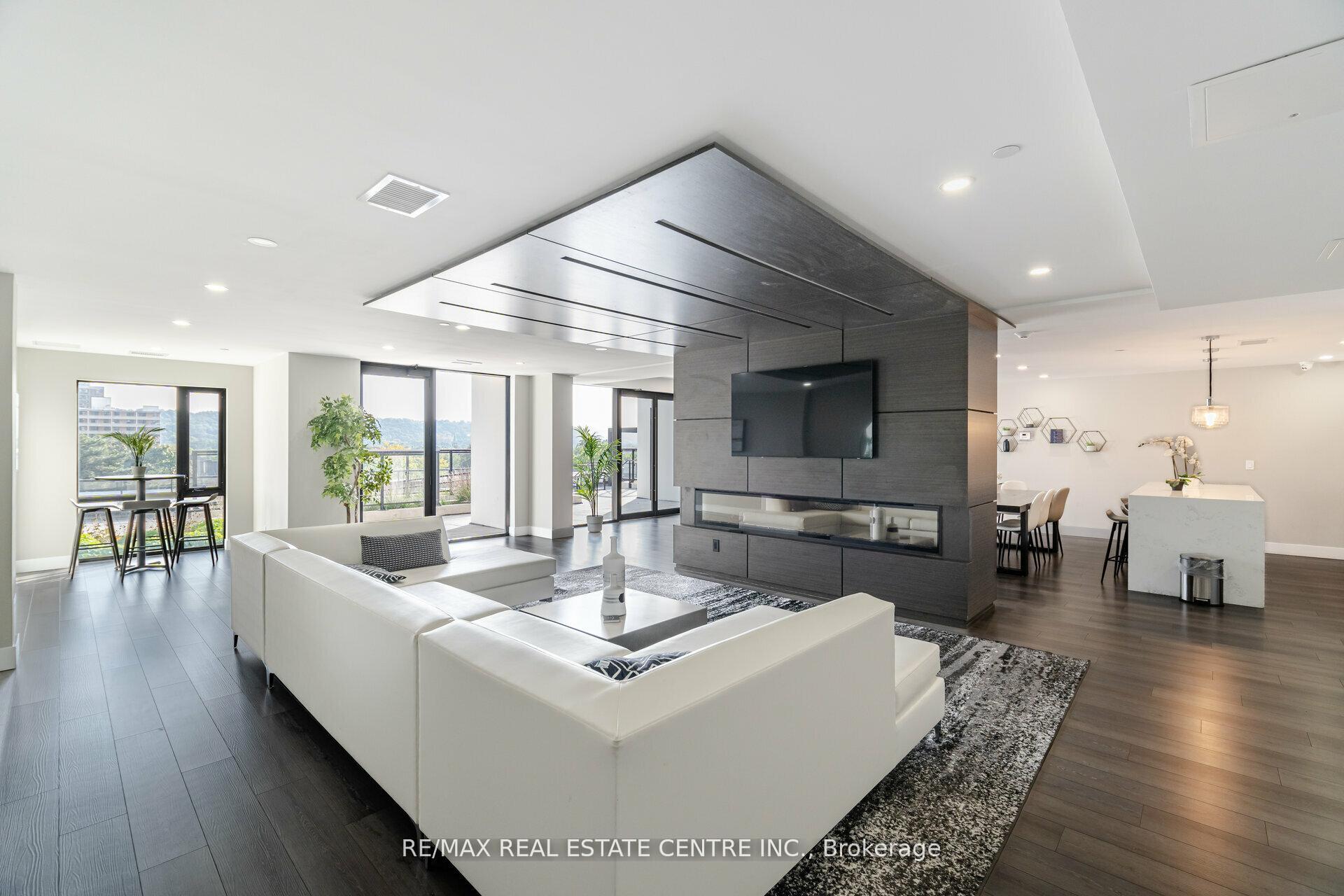 Photo 14 of Unit 1007, 15 Queen Street S, Hamilton, Central — HOMEH