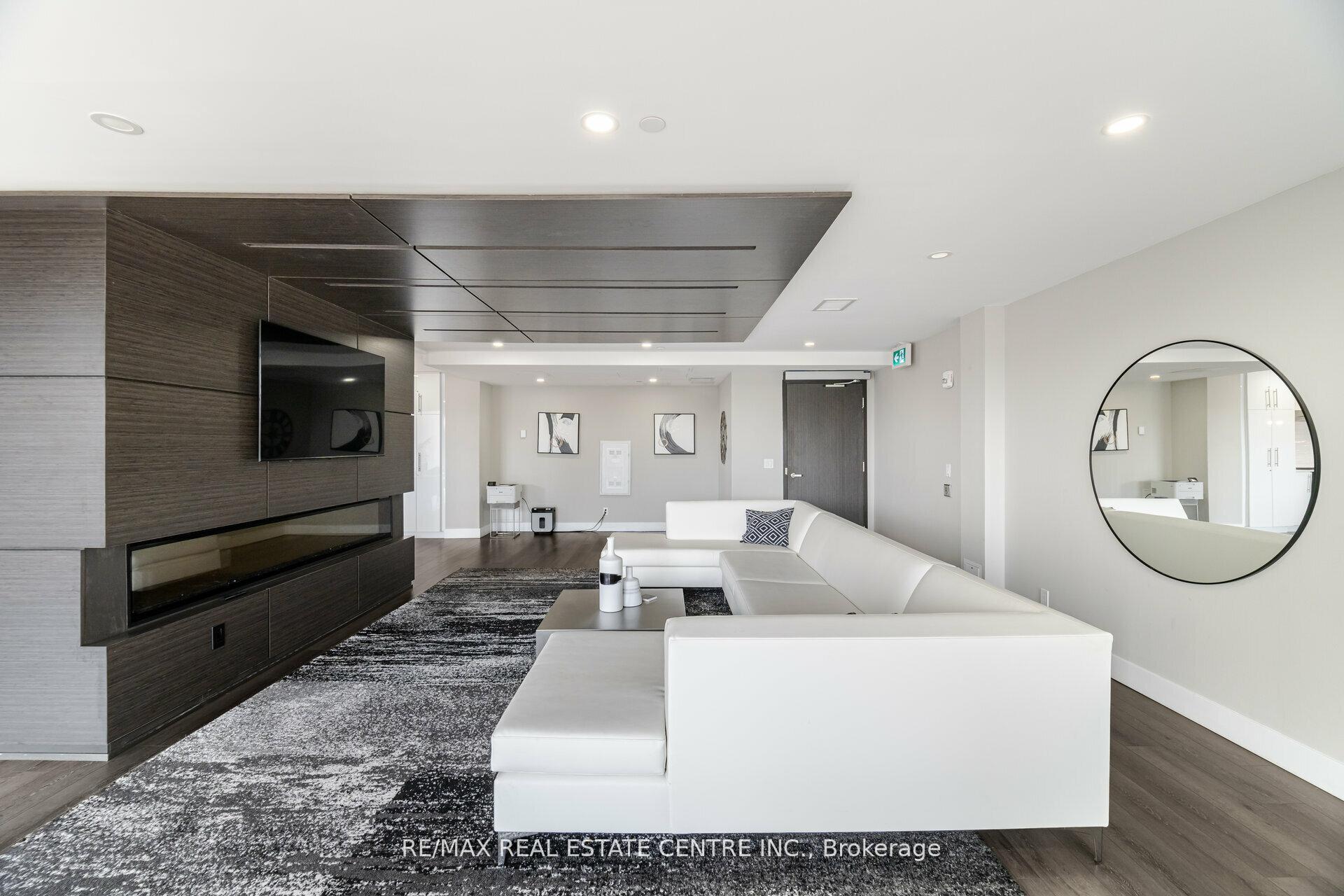 Photo 15 of Unit 1007, 15 Queen Street S, Hamilton, Central — HOMEH