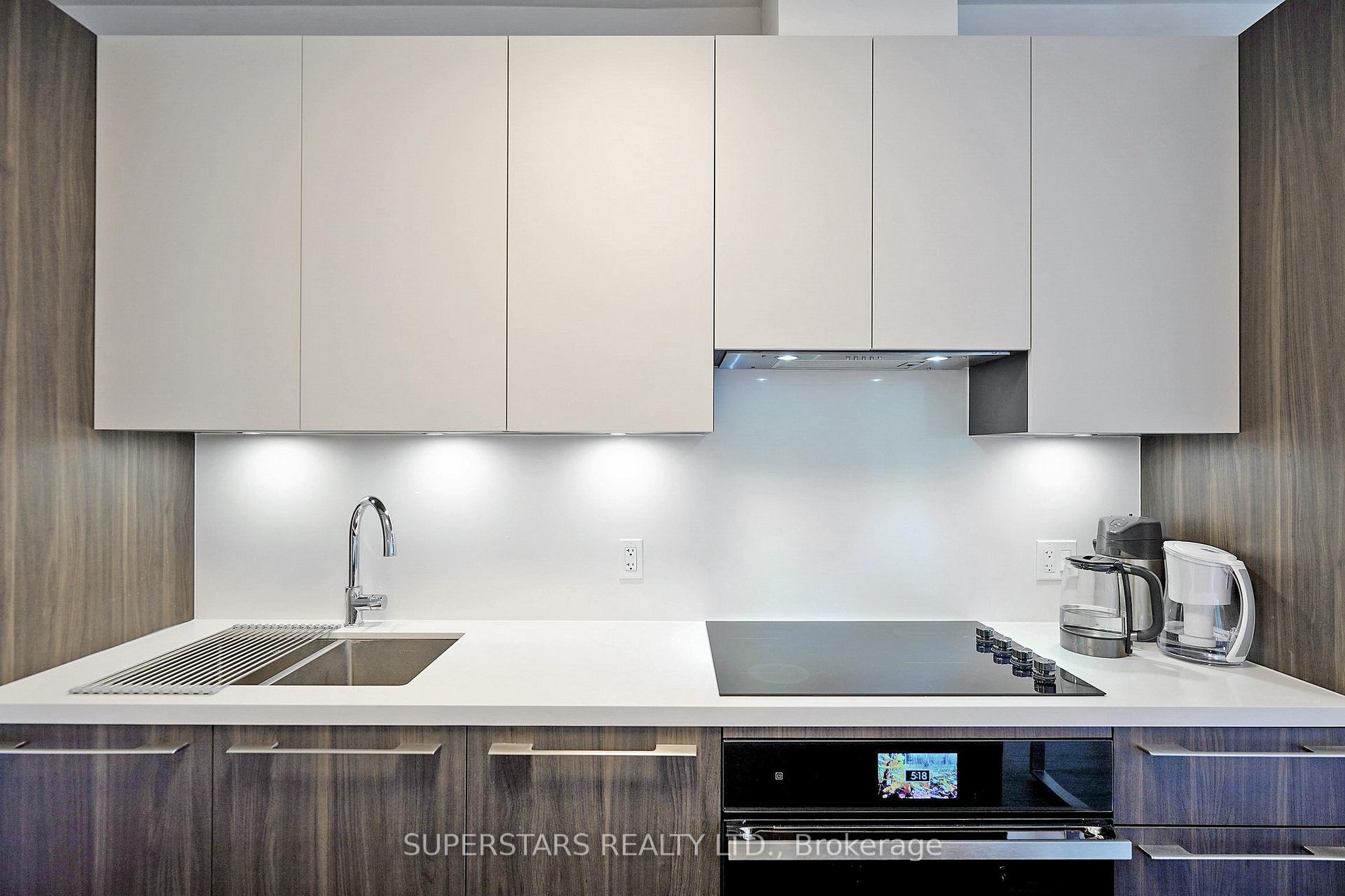 Photo 5 of Unit 209, 38 Water Walk Drive, Markham, Unionville — HOMEH