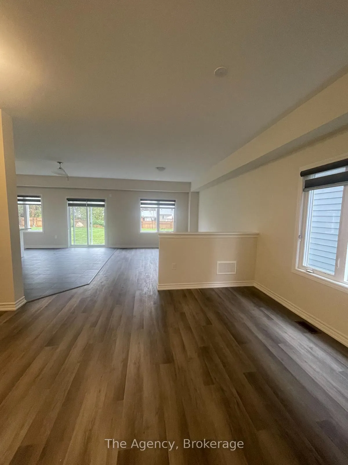 Photo 4 of 125 Beechwood Forest Lane, Gravenhurst, Muskoka (S) — HOMEH