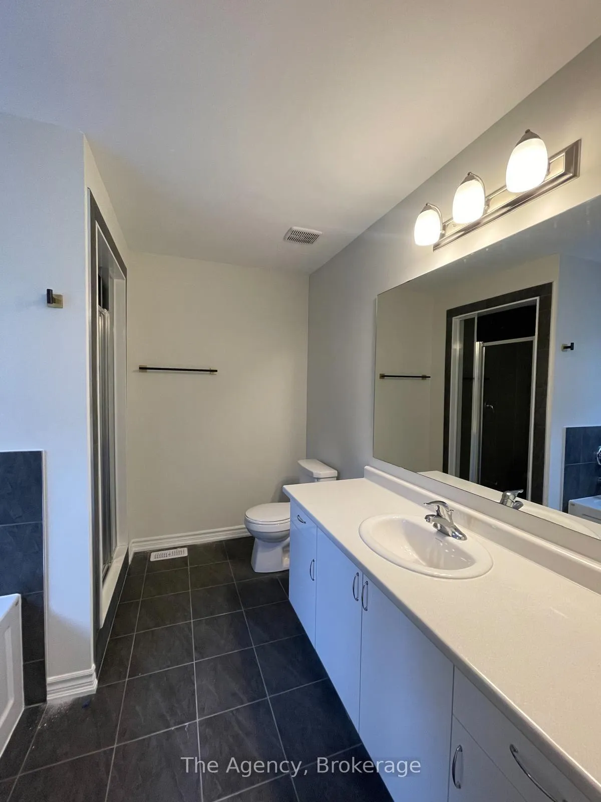 Photo 10 of 125 Beechwood Forest Lane, Gravenhurst, Muskoka (S) — HOMEH
