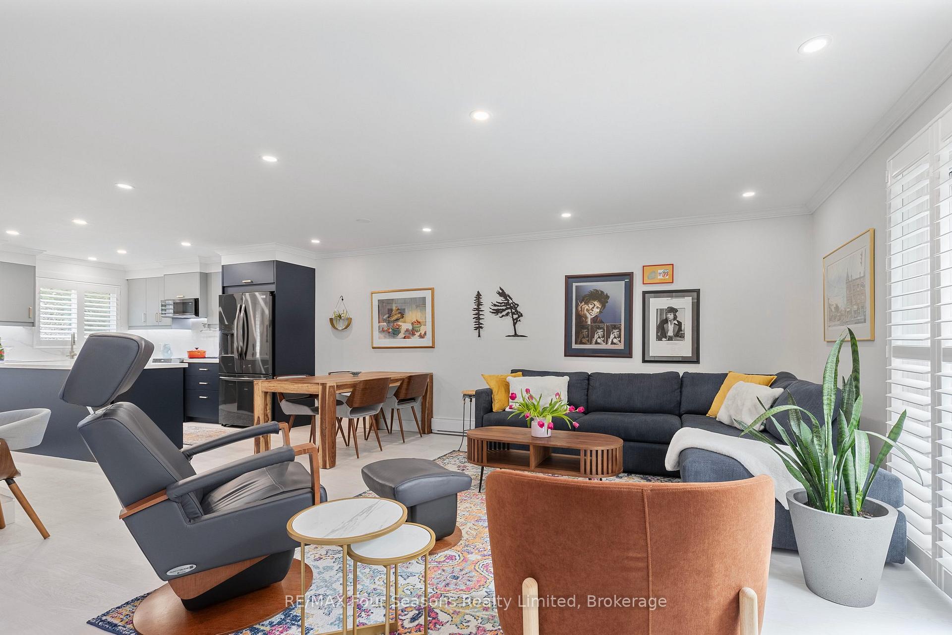 Photo 14 of 113 Escarpment Crescent, Collingwood — HOMEH