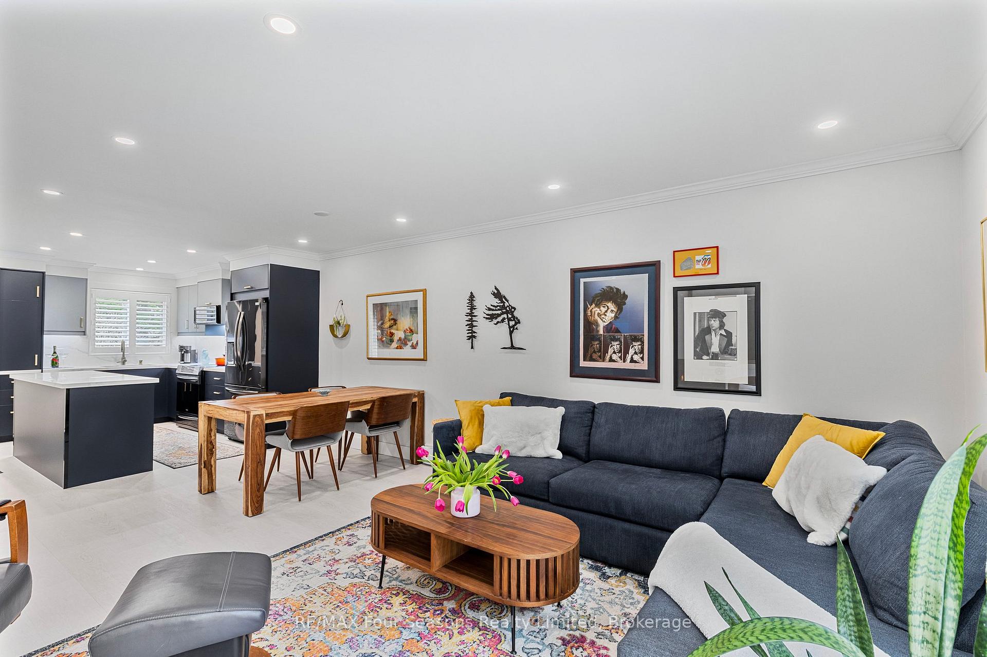 Photo 18 of 113 Escarpment Crescent, Collingwood — HOMEH