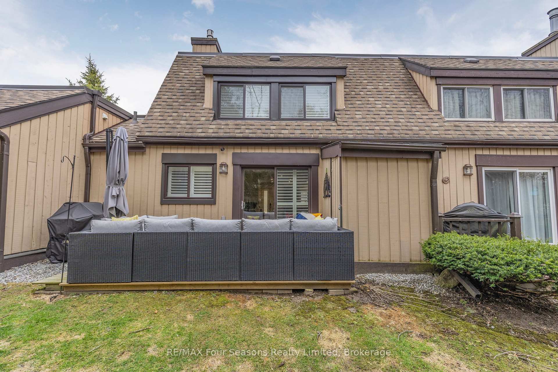 Photo 32 of 113 Escarpment Crescent, Collingwood — HOMEH