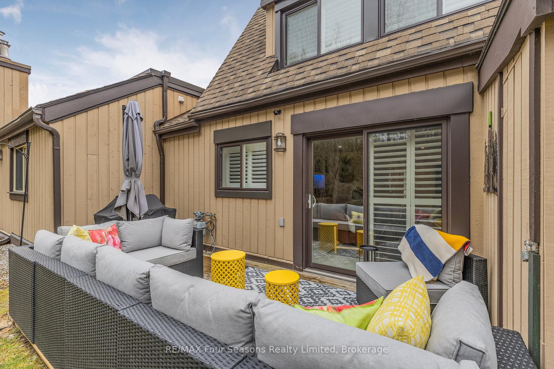 Photo 33 of 113 Escarpment Crescent, Collingwood — HOMEH