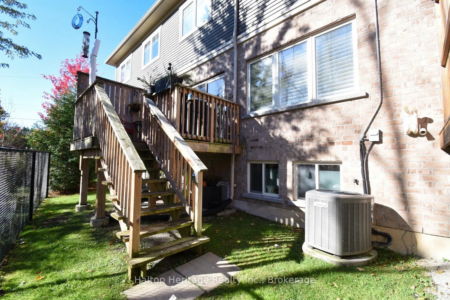 Photo 41 of Unit 31, 40 Hamilton Street S, Hamilton, Waterdown — HOMEH