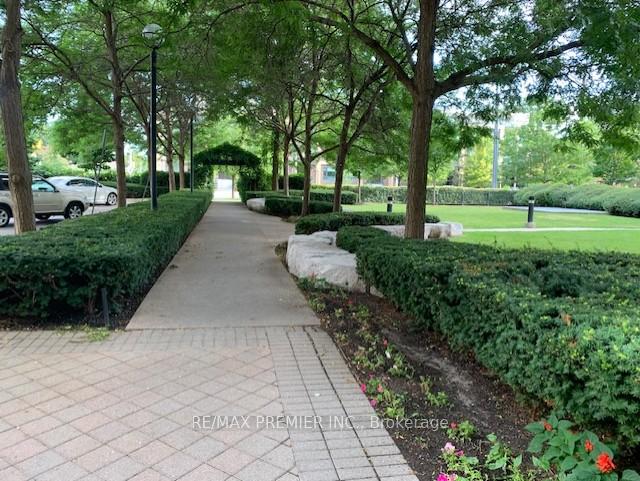 Photo 3 of Unit 402, 650 Lawrence Avenue W, Toronto, Englemount-Lawrence — HOMEH