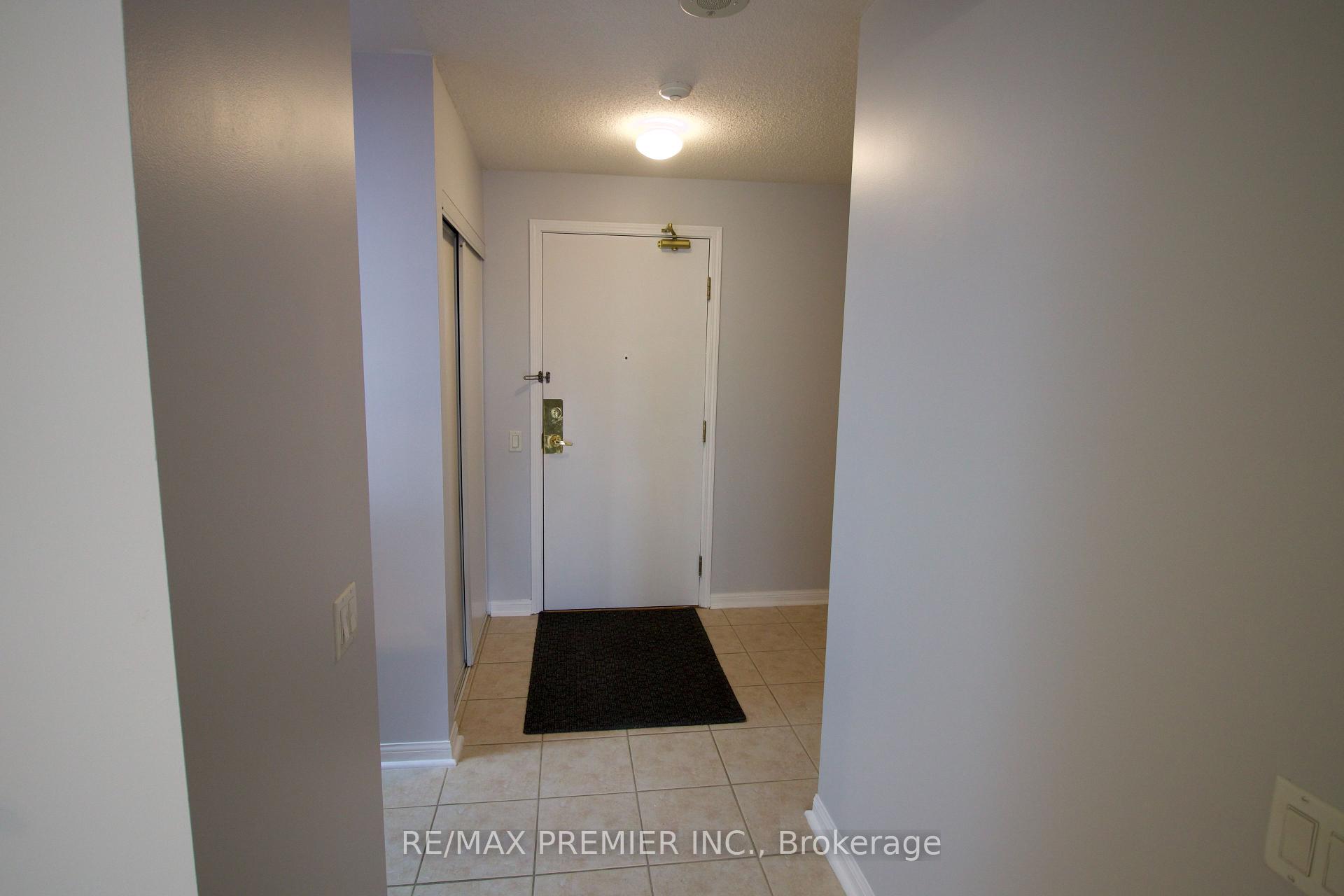 Photo 7 of Unit 402, 650 Lawrence Avenue W, Toronto, Englemount-Lawrence — HOMEH