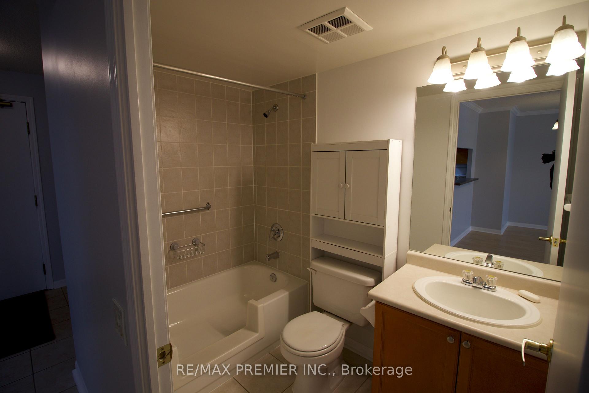 Photo 17 of Unit 402, 650 Lawrence Avenue W, Toronto, Englemount-Lawrence — HOMEH