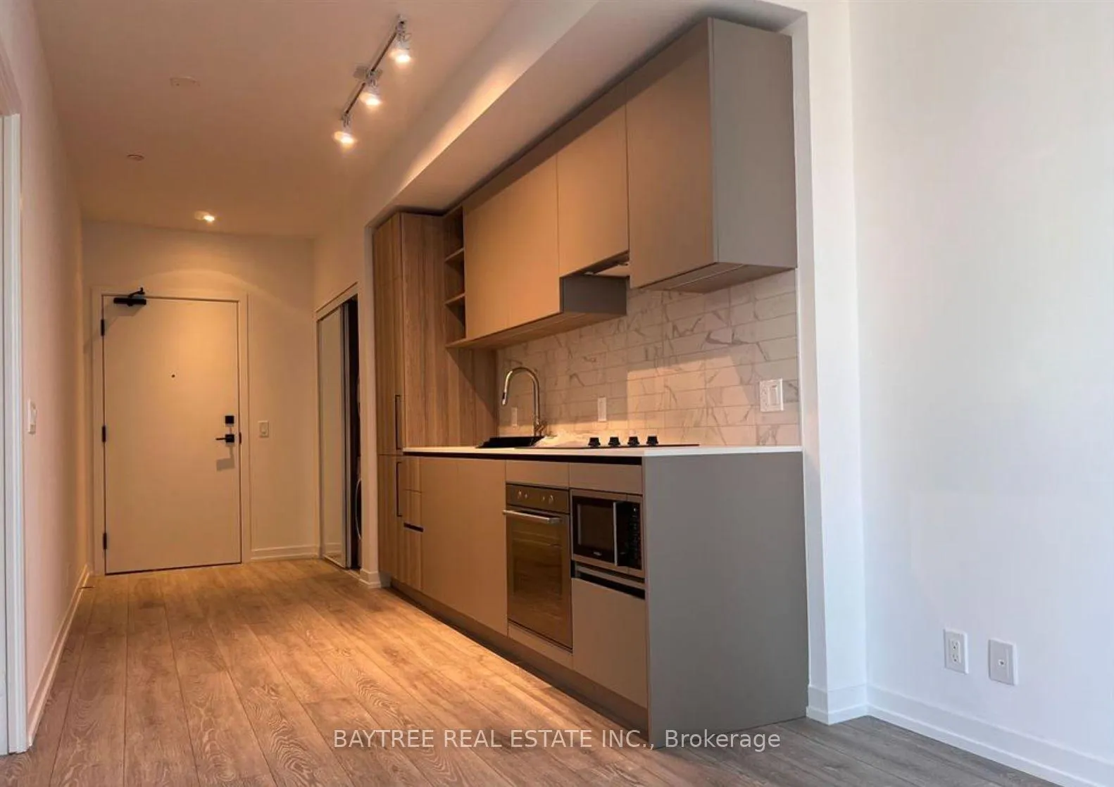 Photo 2 of Unit 3610, 55 Mercer Street, Toronto, Waterfront Communities — HOMEH