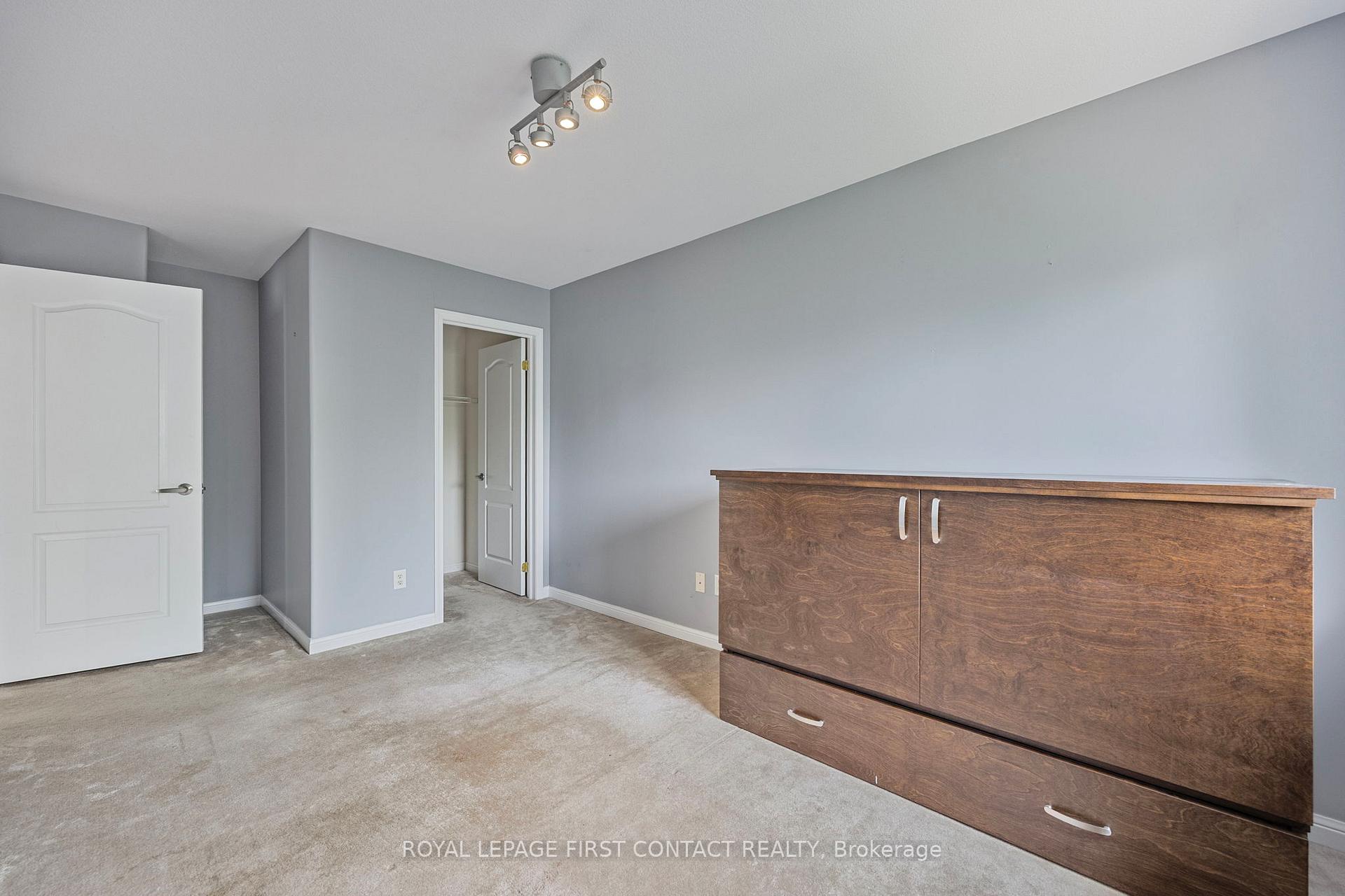 Photo 22 of Unit 12, 488 Yonge Street, Barrie, Painswick North — HOMEH
