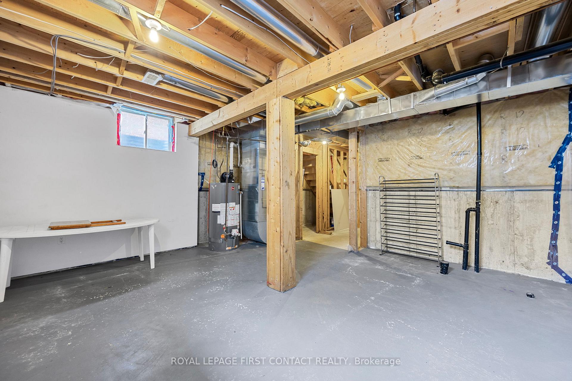 Photo 26 of Unit 12, 488 Yonge Street, Barrie, Painswick North — HOMEH