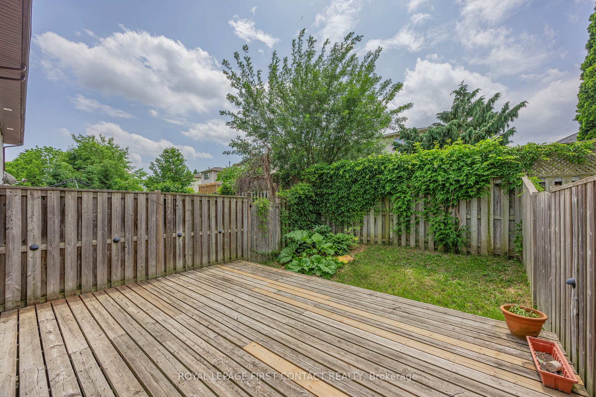 Photo 31 of Unit 12, 488 Yonge Street, Barrie, Painswick North — HOMEH