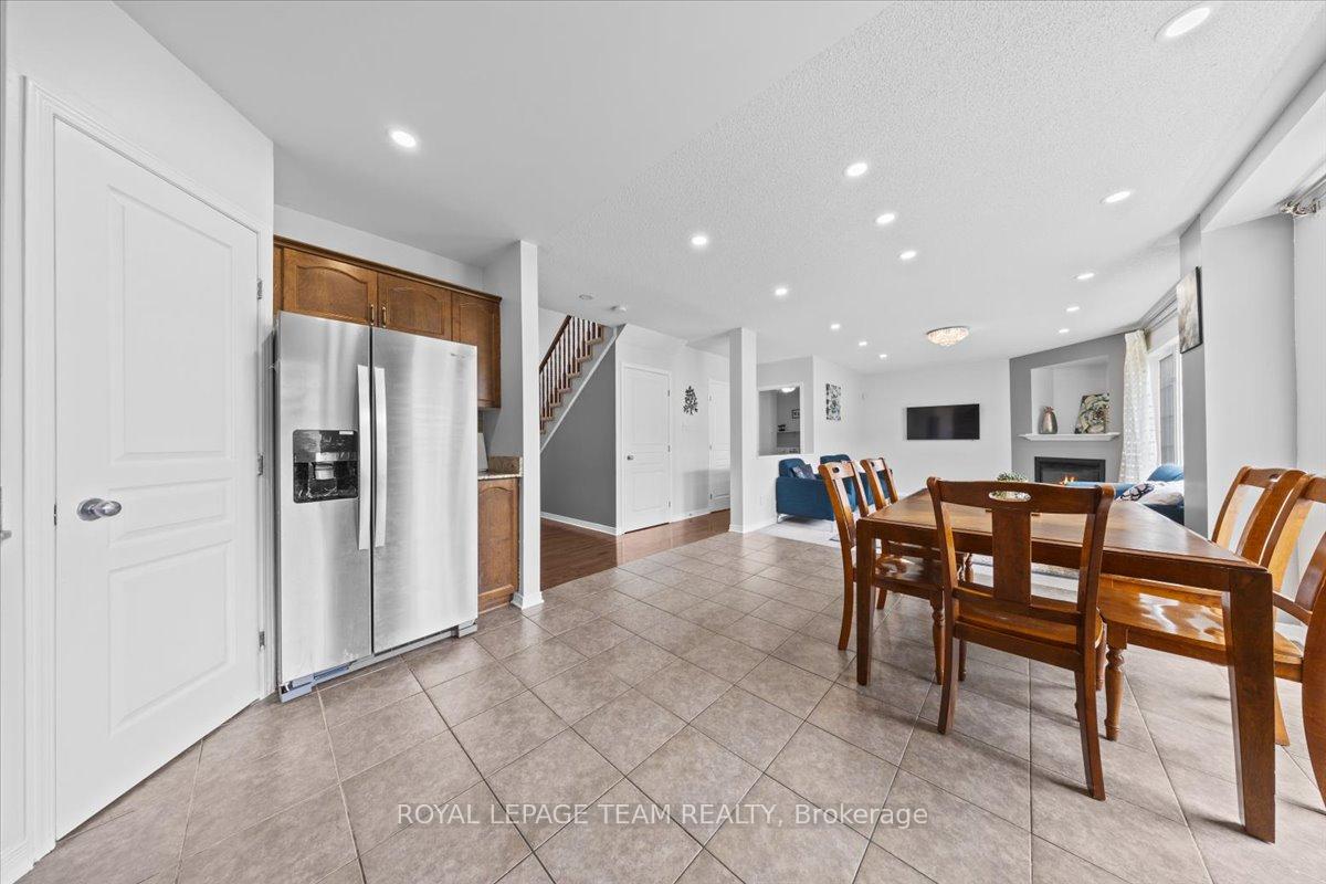 Photo 14 of 230 Hidden Meadow Avenue, Ottawa, Blossom Park/Kemp Park/Findlay Creek — HOMEH