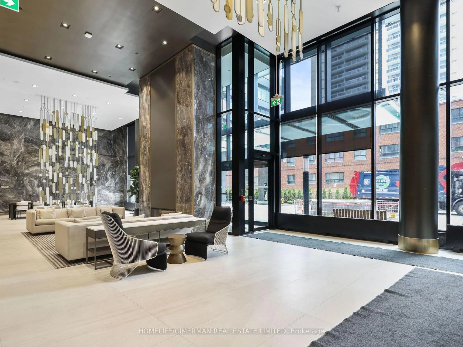 Photo 5 of Unit 1706N, 117 Broadway Avenue, Toronto, Mount Pleasant West — HOMEH