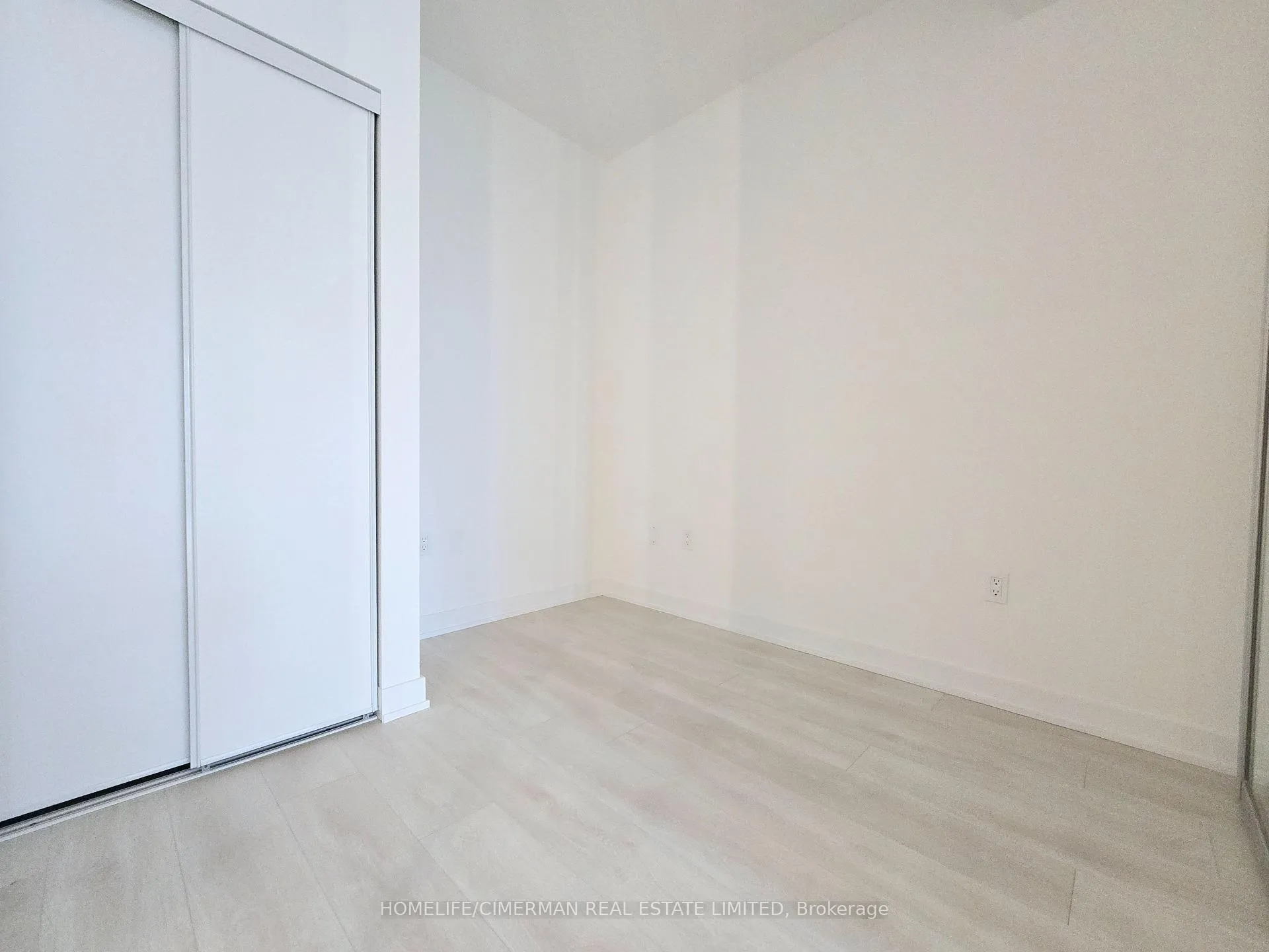 Photo 9 of Unit 1706N, 117 Broadway Avenue, Toronto, Mount Pleasant West — HOMEH