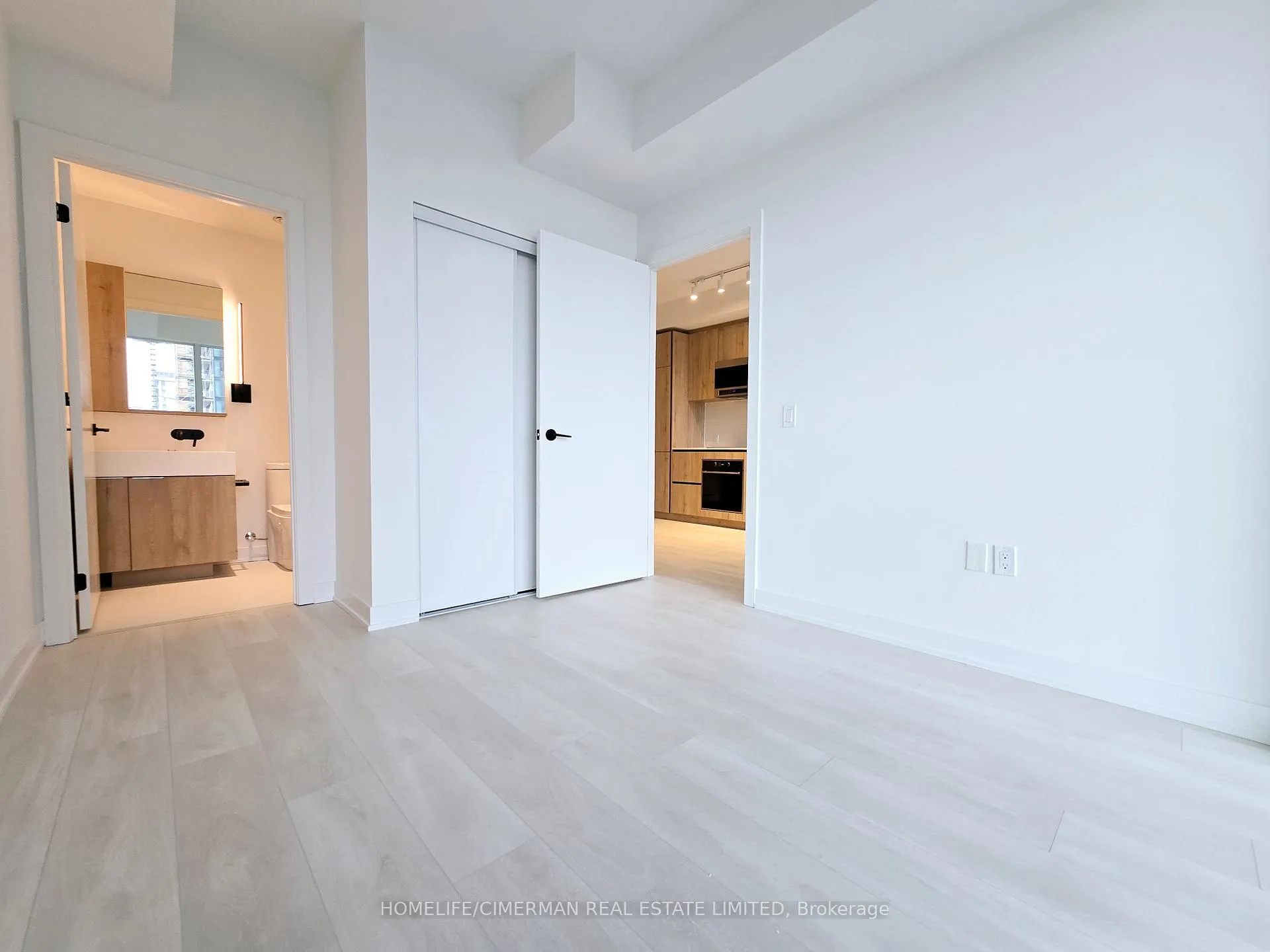 Photo 15 of Unit 1706N, 117 Broadway Avenue, Toronto, Mount Pleasant West — HOMEH