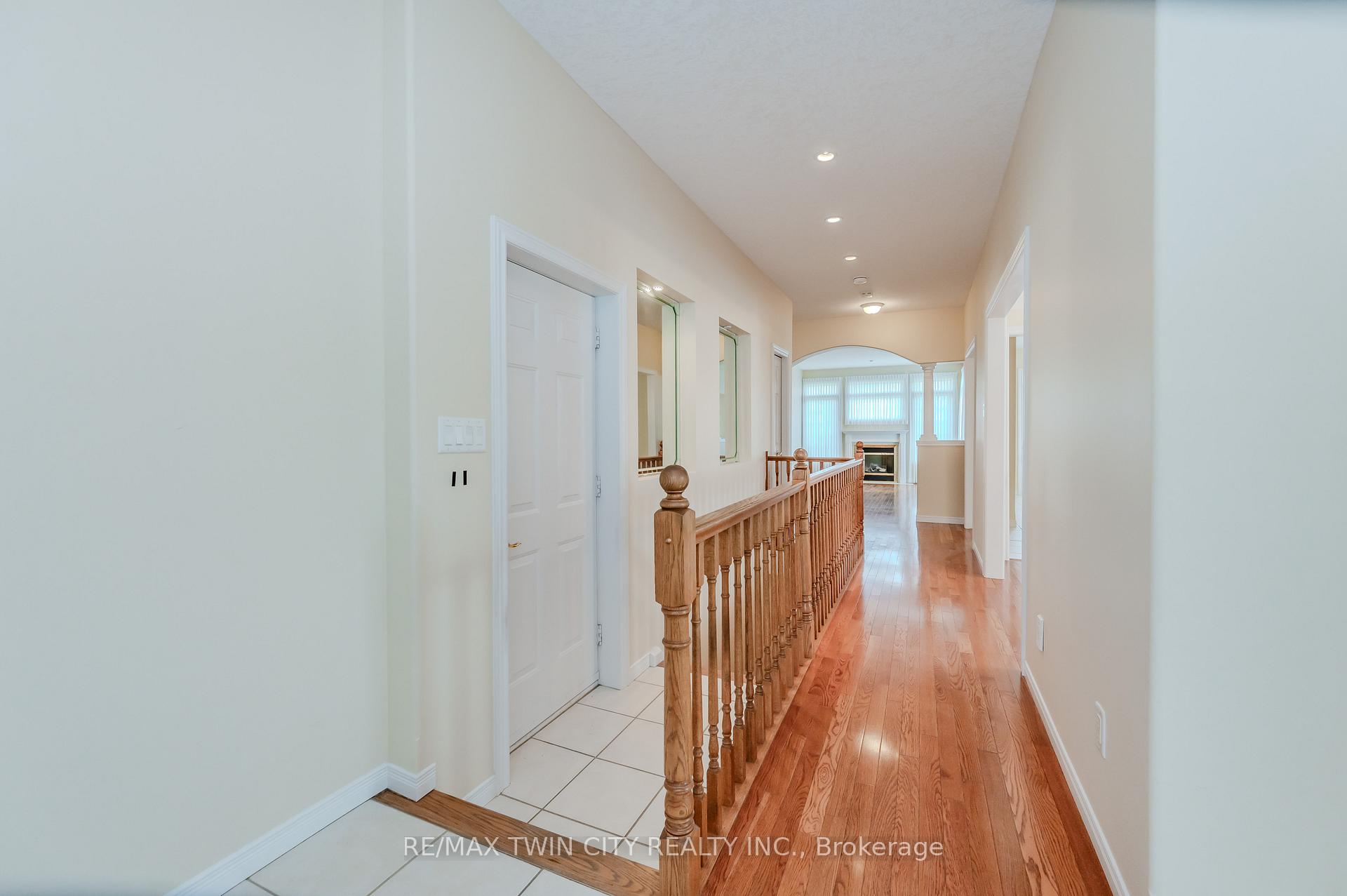 Photo 3 of Unit 33, 461 Columbia Street W, Waterloo — HOMEH