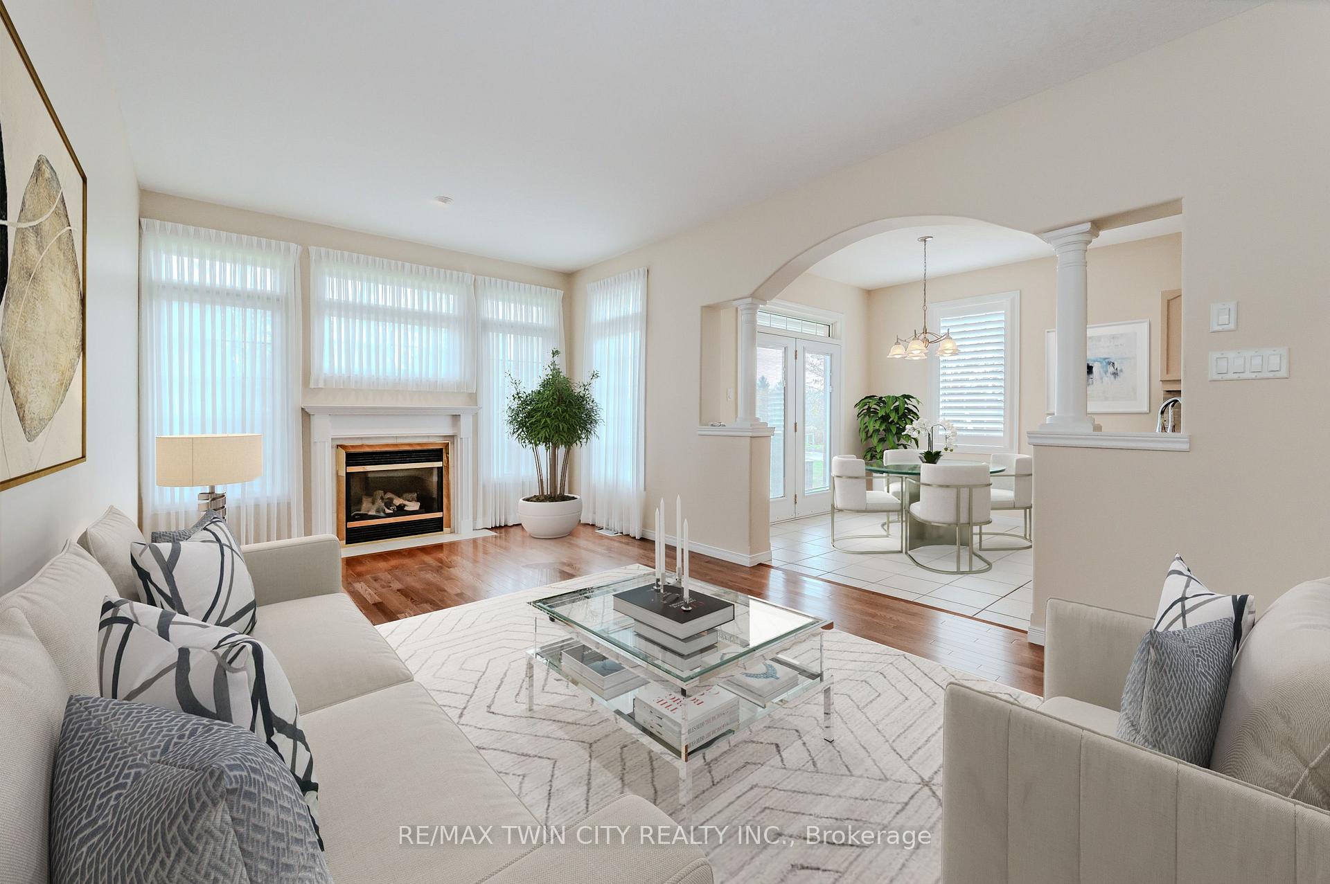 Photo 4 of Unit 33, 461 Columbia Street W, Waterloo — HOMEH