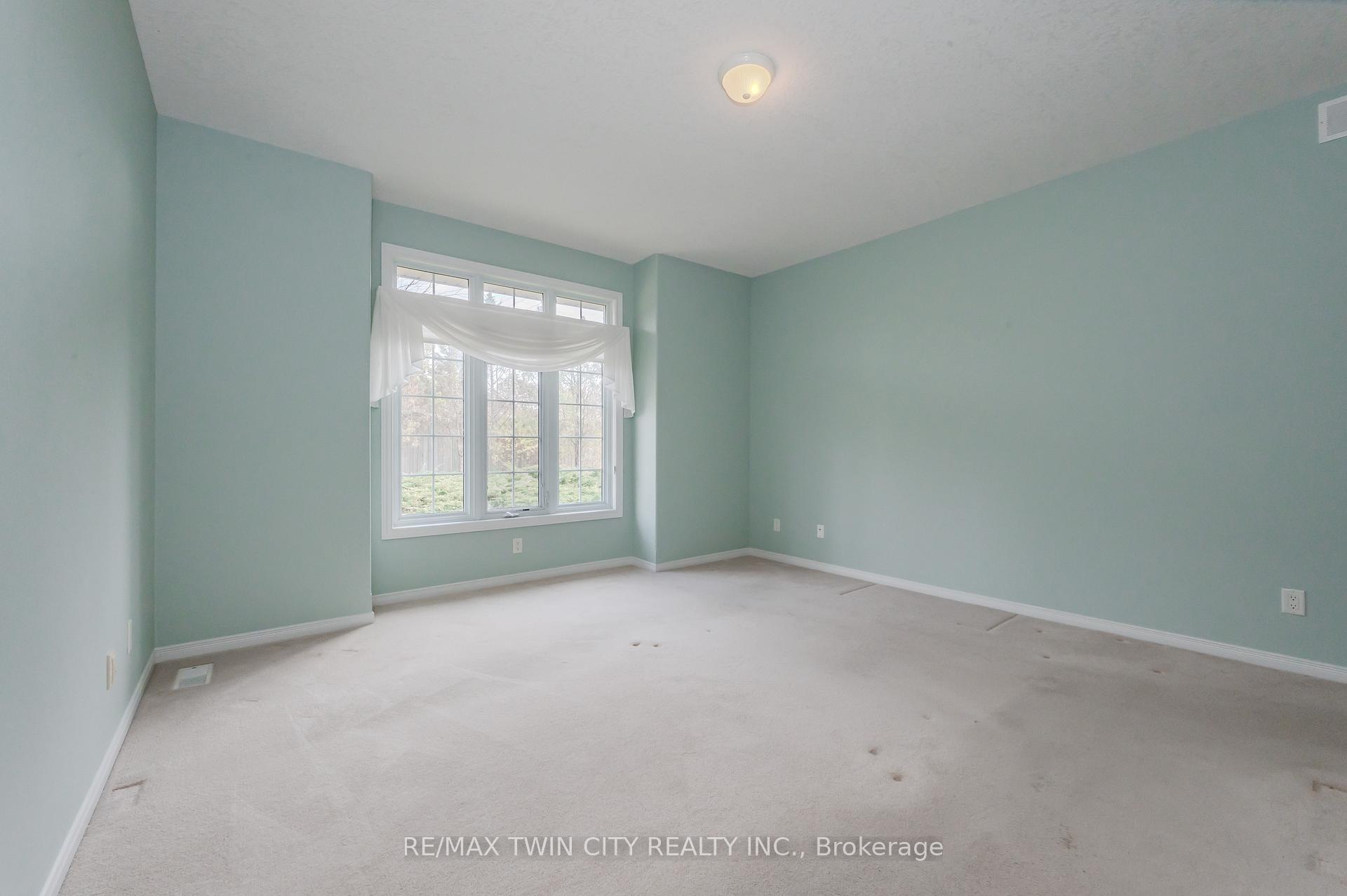 Photo 16 of Unit 33, 461 Columbia Street W, Waterloo — HOMEH