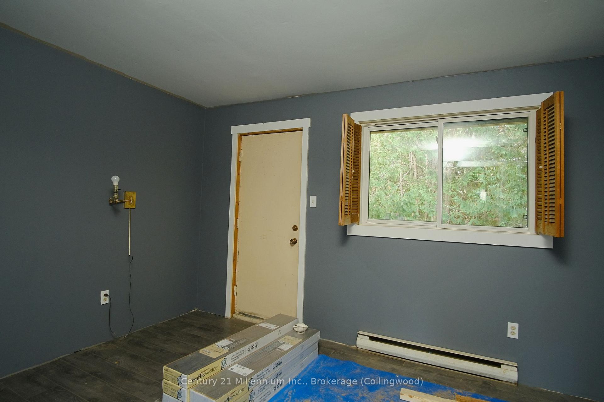 Photo 9 of 180 Escarpment Crescent, Collingwood — HOMEH