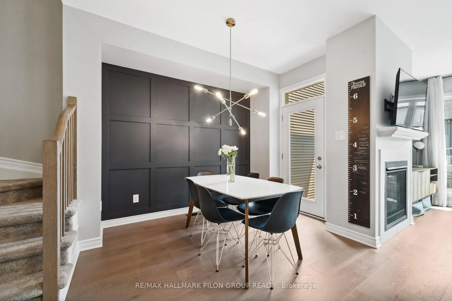 Photo 7 of 358 Rainrock Crescent, Ottawa, Mer Bleue/Bradley Estates/Anderson Park — HOMEH