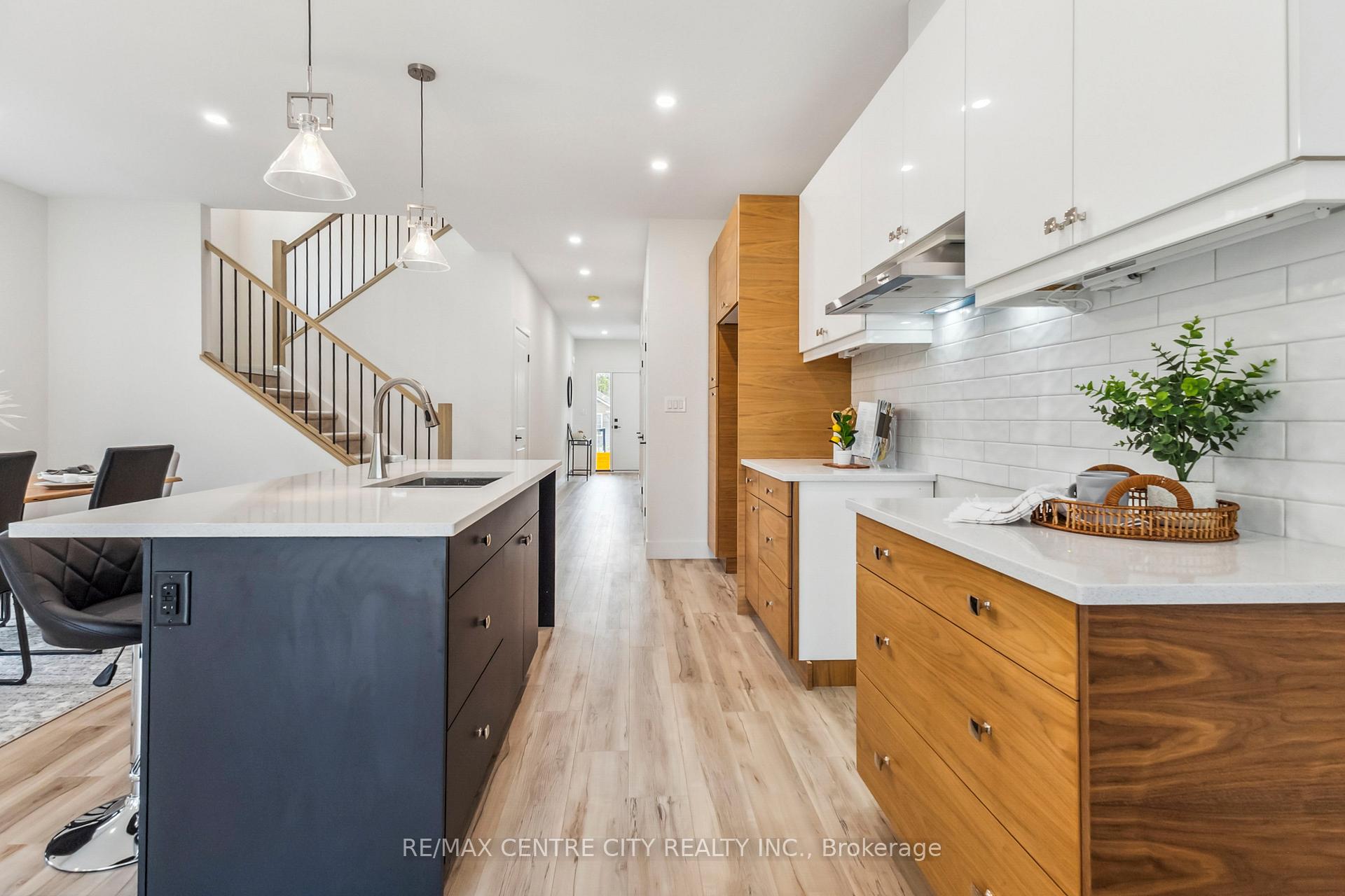 Photo 23 of 186 Queen Street, Dutton/Dunwich, Dutton — HOMEH