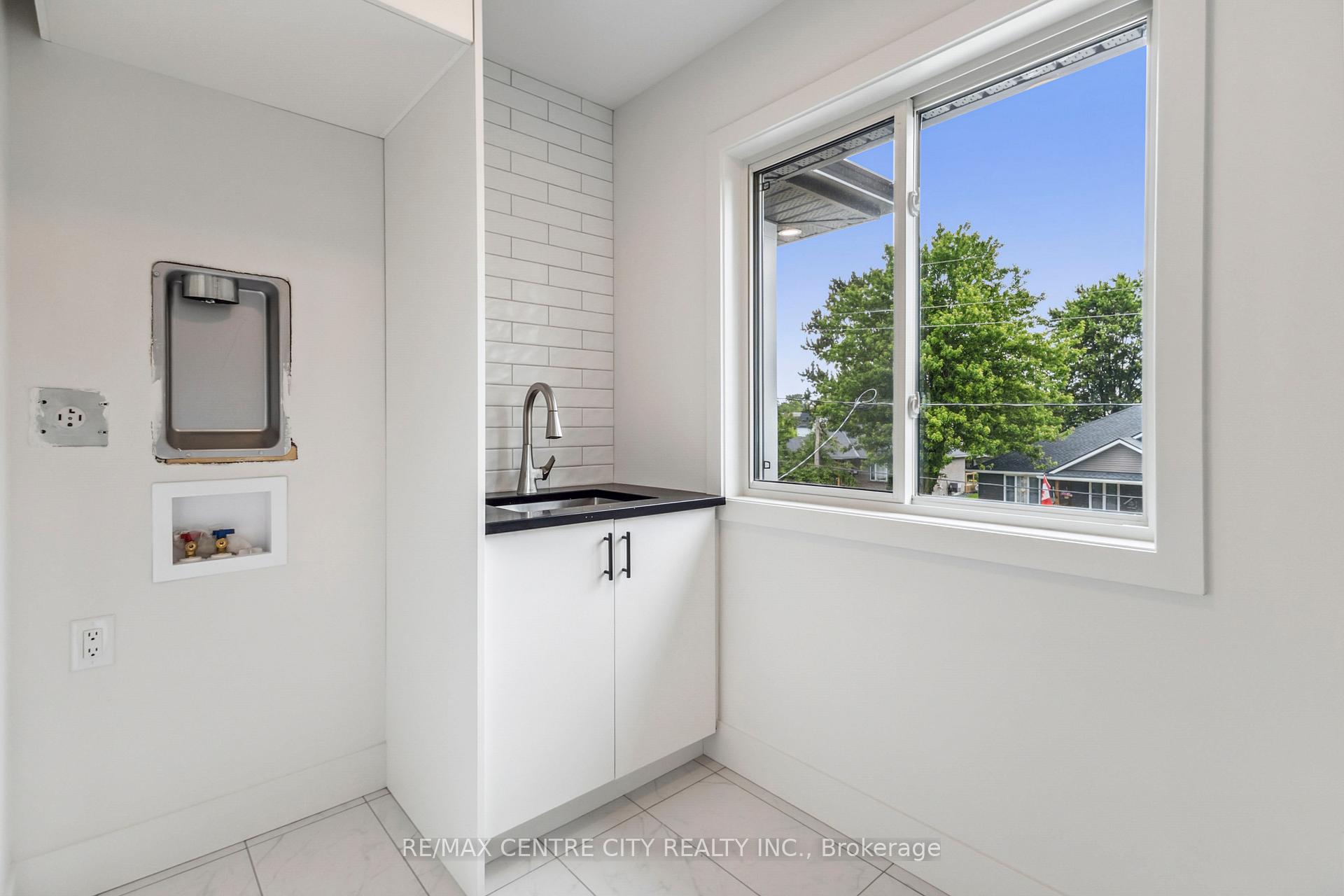 Photo 26 of 186 Queen Street, Dutton/Dunwich, Dutton — HOMEH