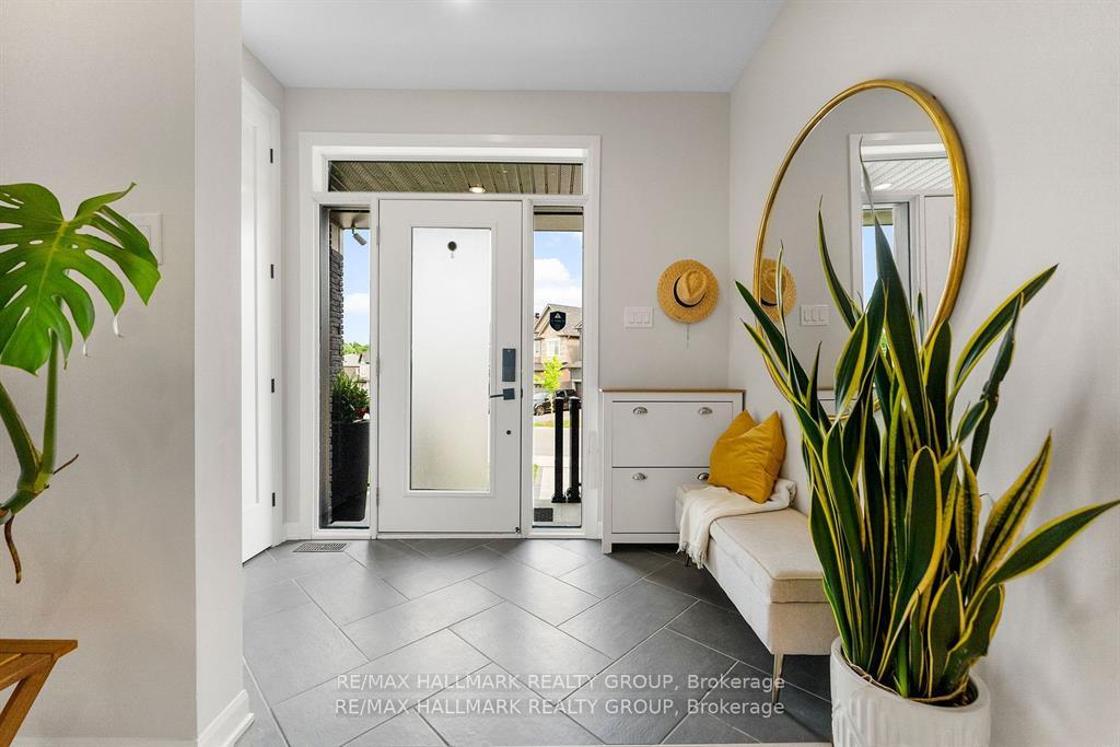 Photo 6 of 350 Cloyne Crescent, Ottawa, Barrhaven - Half Moon Bay — HOMEH