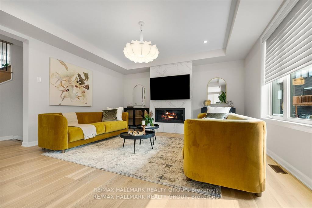 Photo 14 of 350 Cloyne Crescent, Ottawa, Barrhaven - Half Moon Bay — HOMEH