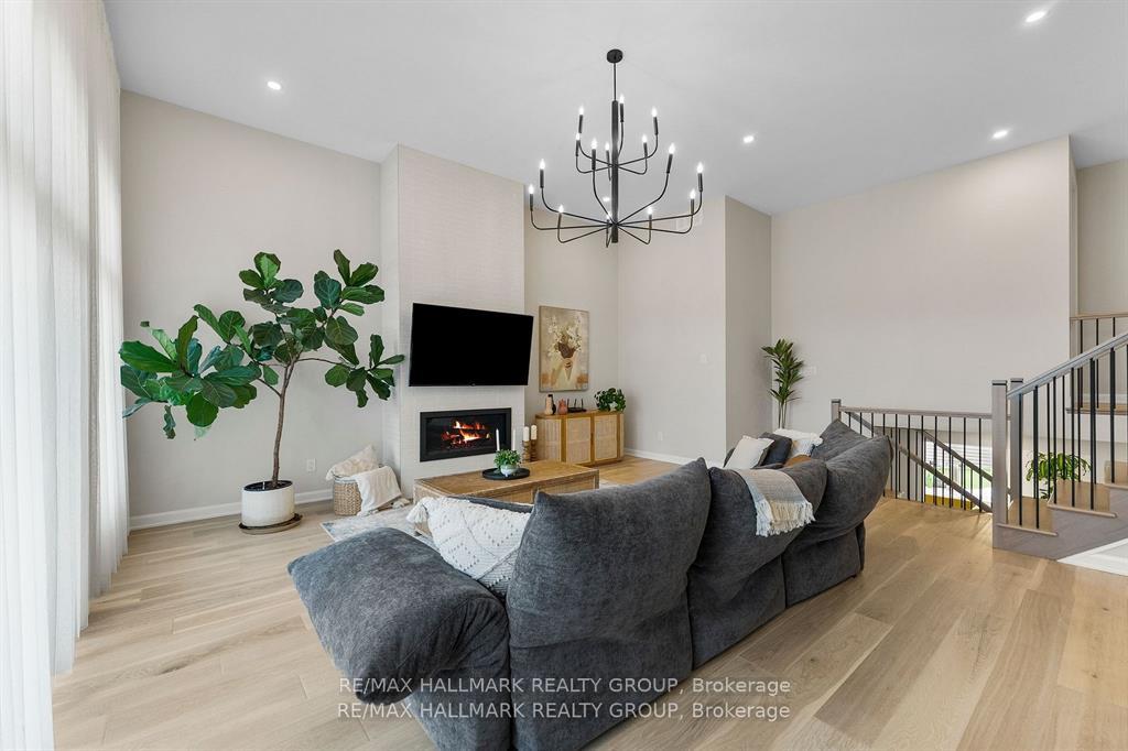 Photo 29 of 350 Cloyne Crescent, Ottawa, Barrhaven - Half Moon Bay — HOMEH