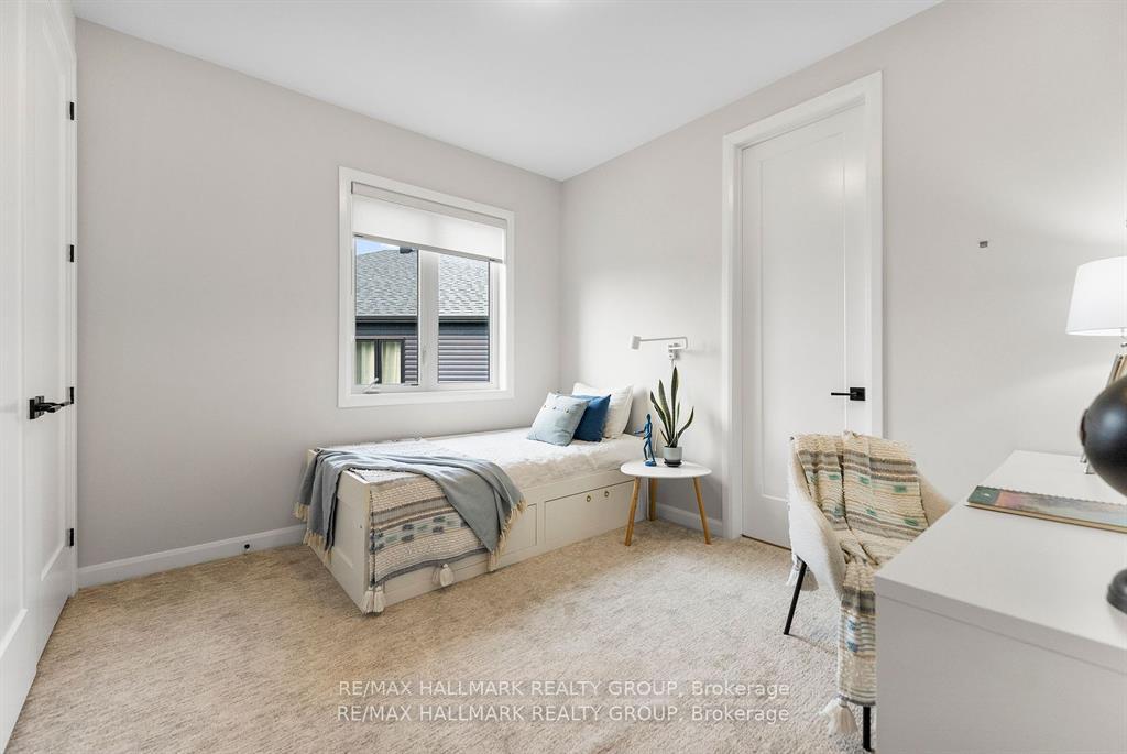Photo 35 of 350 Cloyne Crescent, Ottawa, Barrhaven - Half Moon Bay — HOMEH