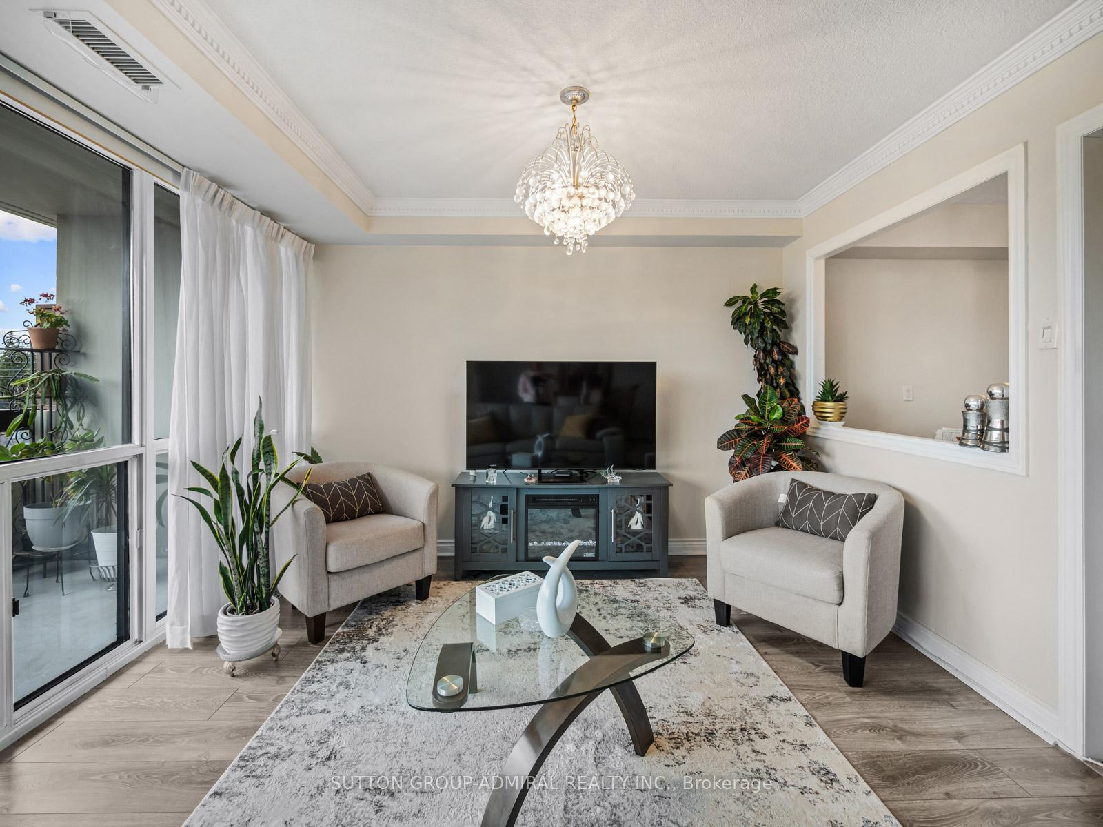 Photo 5 of Unit 511, 8111 Yonge Street, Markham, Royal Orchard — HOMEH