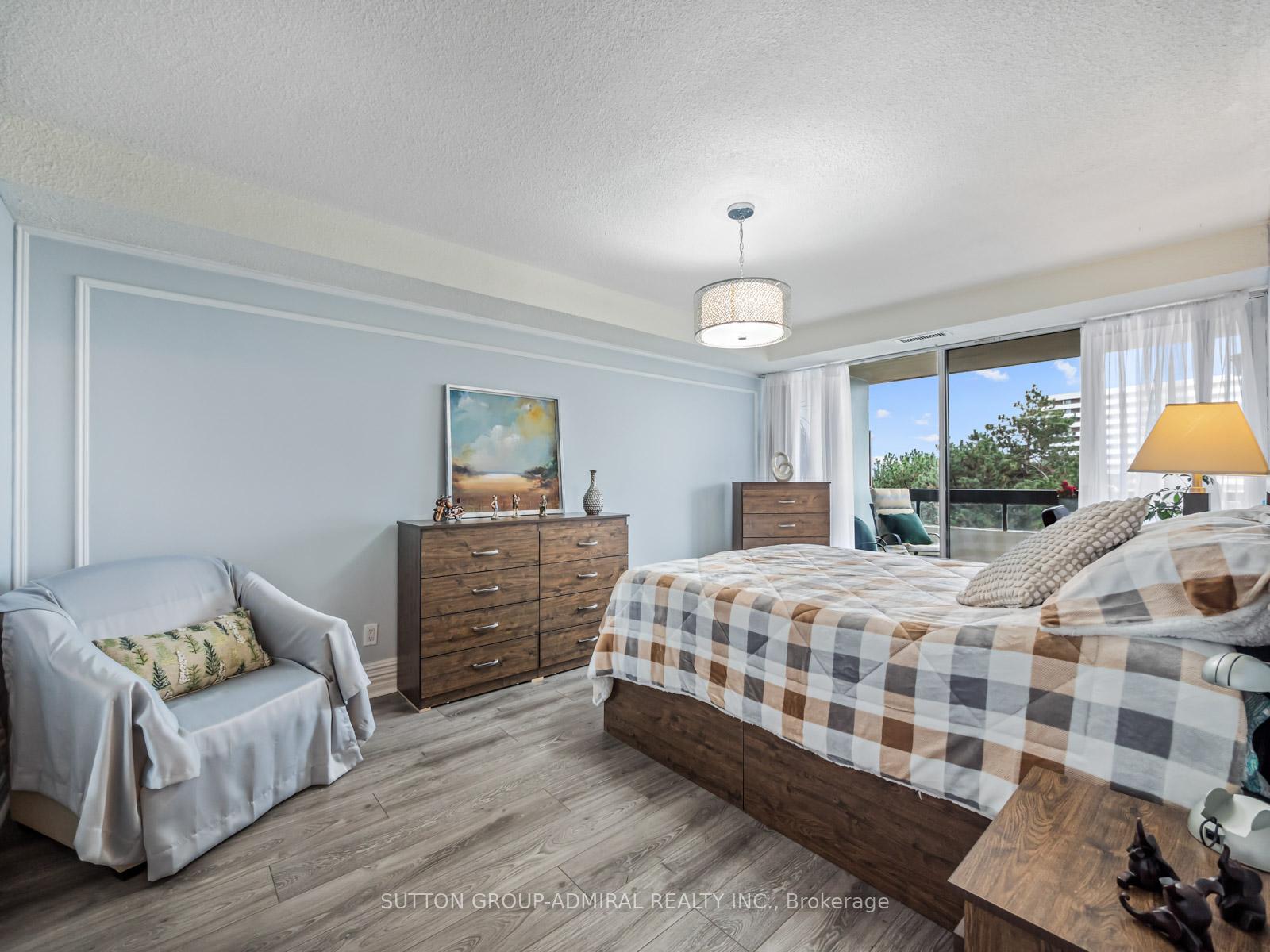 Photo 13 of Unit 511, 8111 Yonge Street, Markham, Royal Orchard — HOMEH