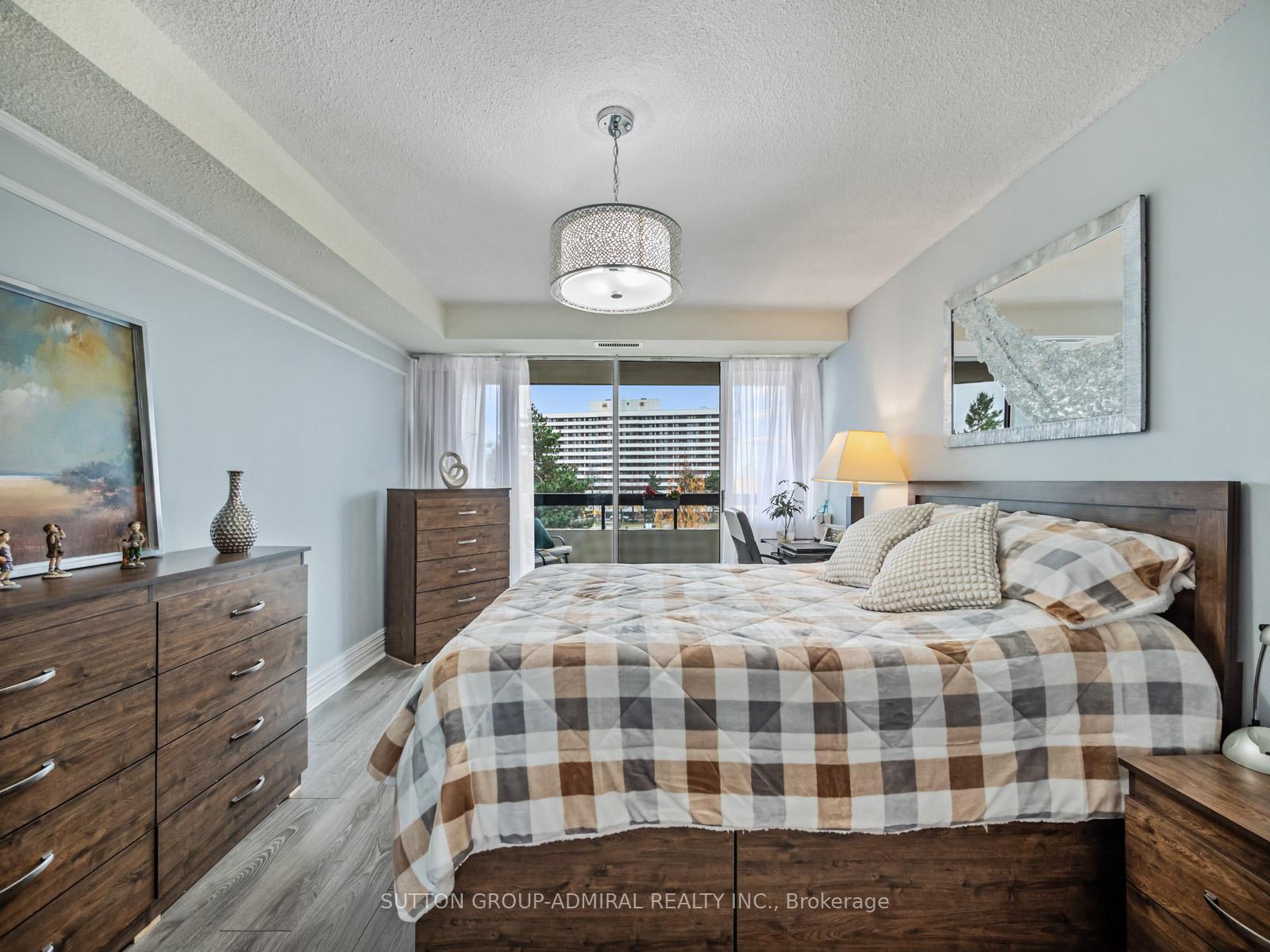 Photo 14 of Unit 511, 8111 Yonge Street, Markham, Royal Orchard — HOMEH