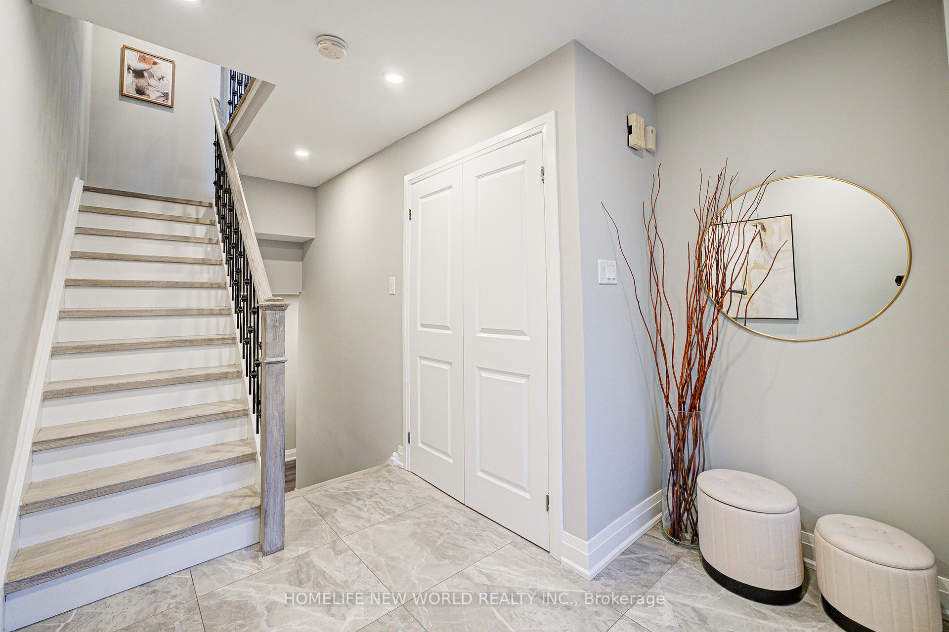 Photo 7 of Unit 30, 653 Village Parkway, Markham, Unionville — HOMEH
