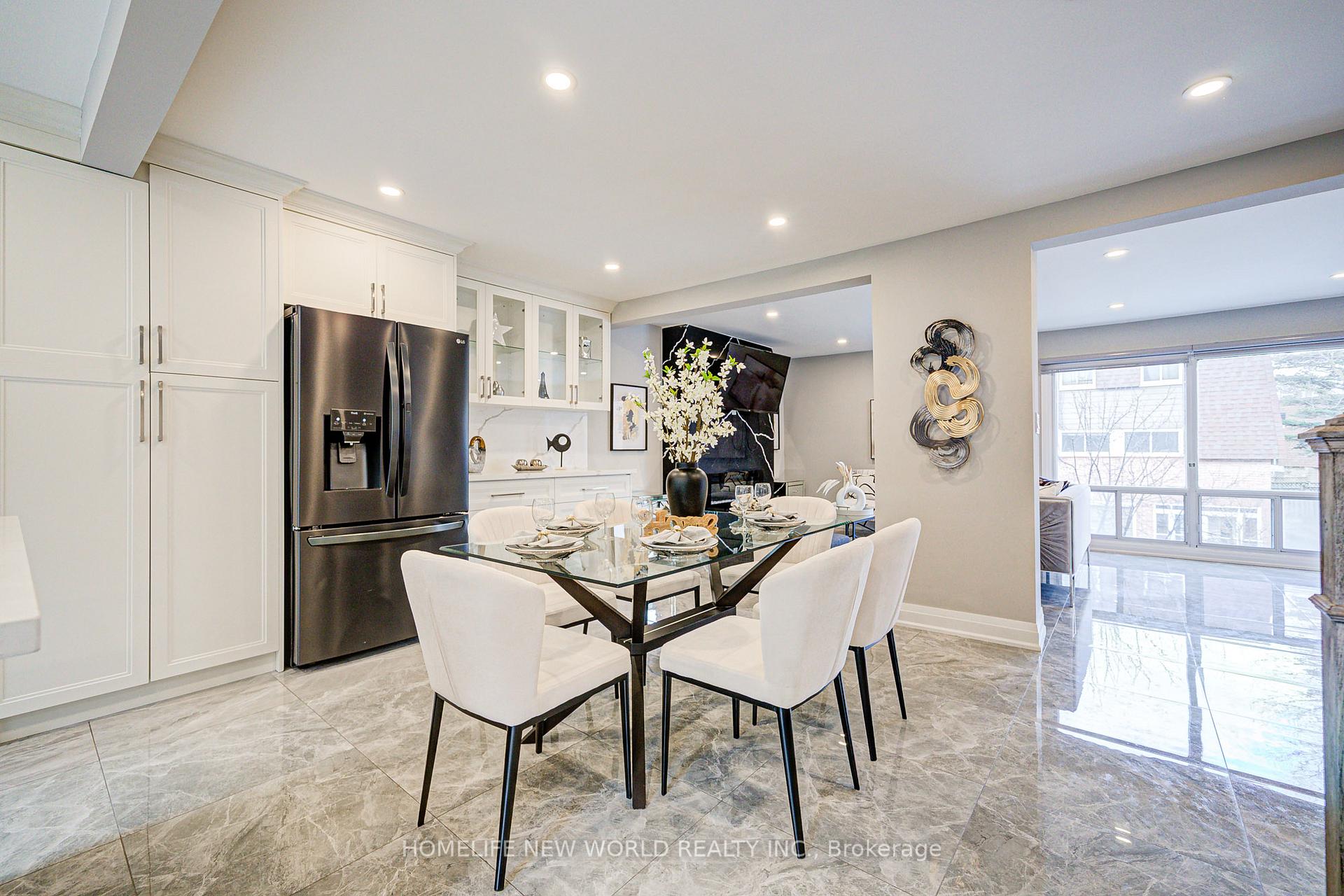 Photo 13 of Unit 30, 653 Village Parkway, Markham, Unionville — HOMEH