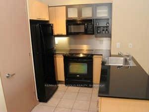 Photo 2 of Unit 634, 36 Bluejays Way, Toronto, Waterfront Communities — HOMEH