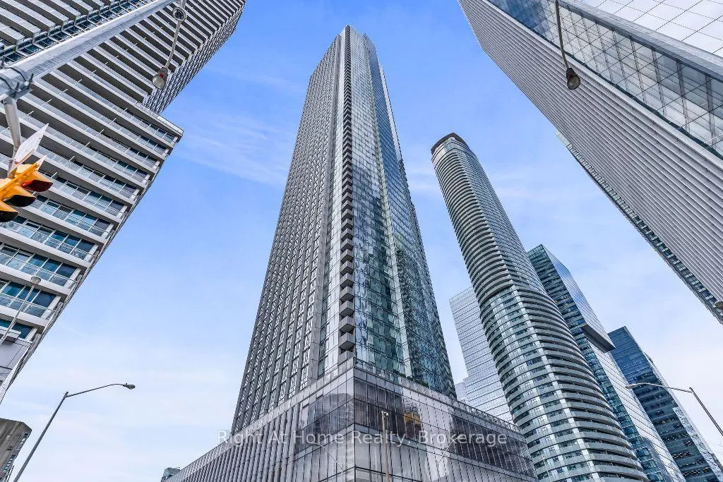 Photo 1 of Unit 2713, 10 York Street, Toronto, Waterfront Communities — HOMEH