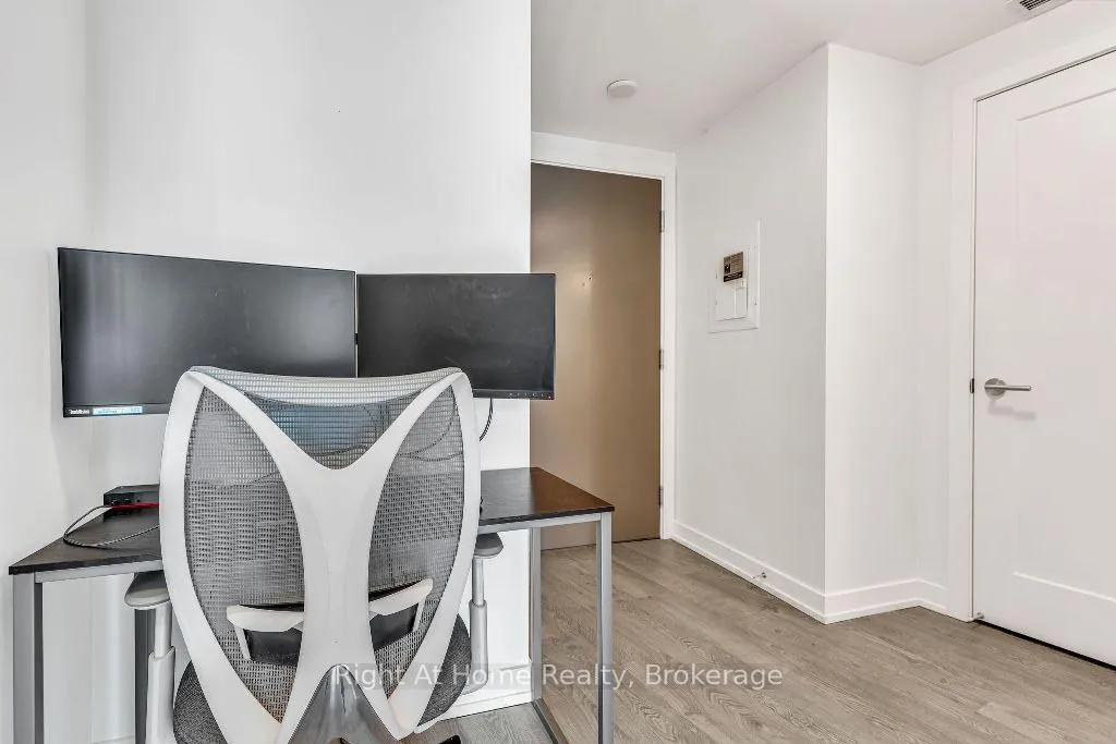 Photo 7 of Unit 2713, 10 York Street, Toronto, Waterfront Communities — HOMEH