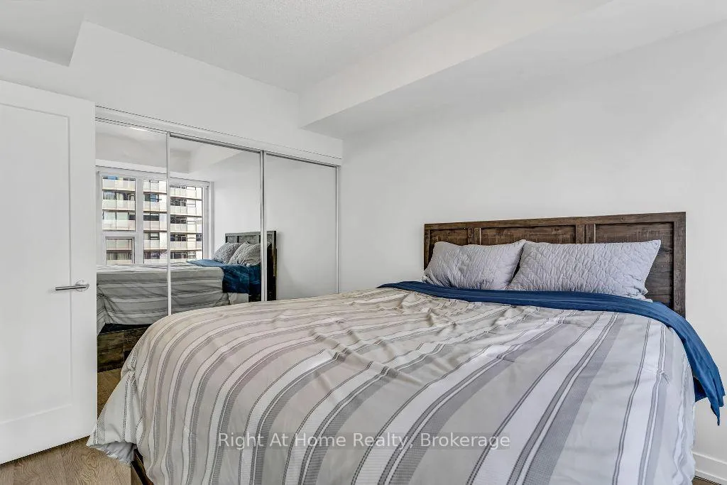 Photo 28 of Unit 2713, 10 York Street, Toronto, Waterfront Communities — HOMEH