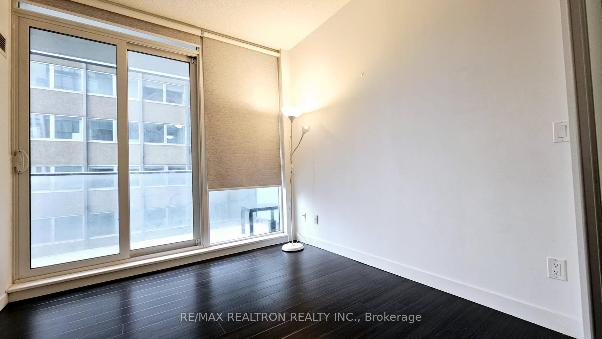 Front of Unit 712, 770 Bay Street