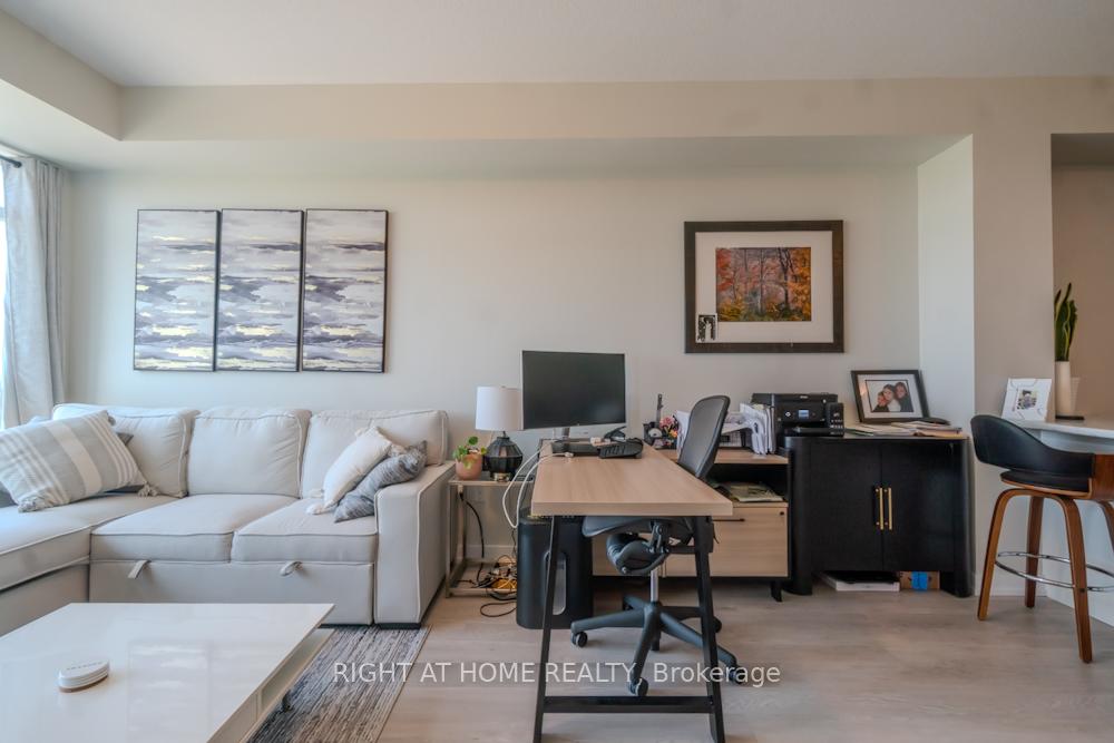 Photo 8 of Unit 1003, 460 Dundas Street E, Hamilton, Waterdown — HOMEH