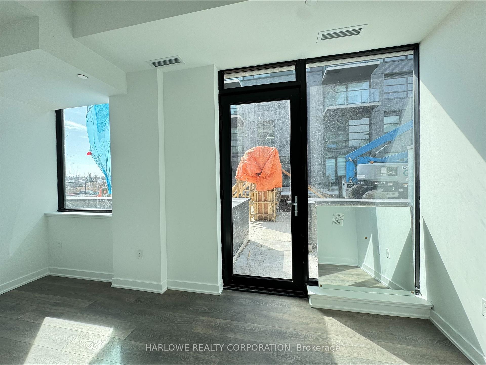 Photo 3 of Unit 155 D, 1614 Charles Street, Whitby, Port Whitby — HOMEH