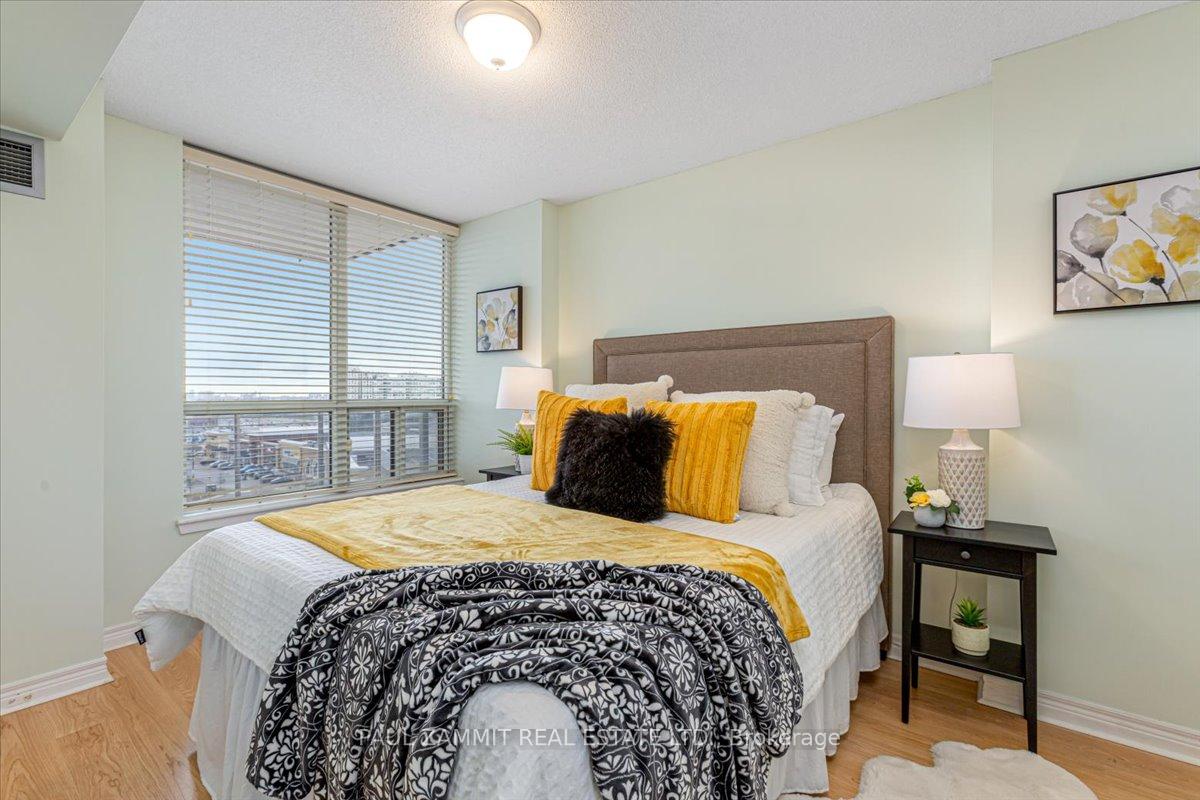 Photo 10 of Unit 814, 15 North Park Road, Vaughan, Beverley Glen — HOMEH