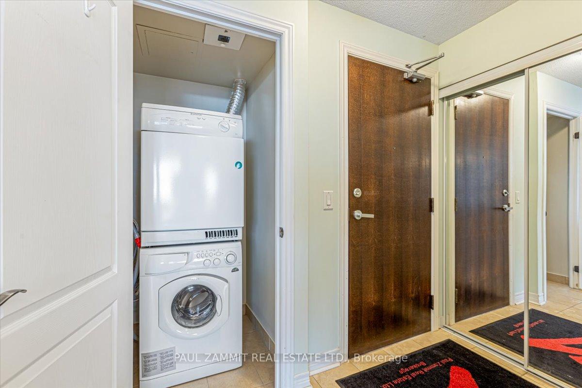 Photo 16 of Unit 814, 15 North Park Road, Vaughan, Beverley Glen — HOMEH