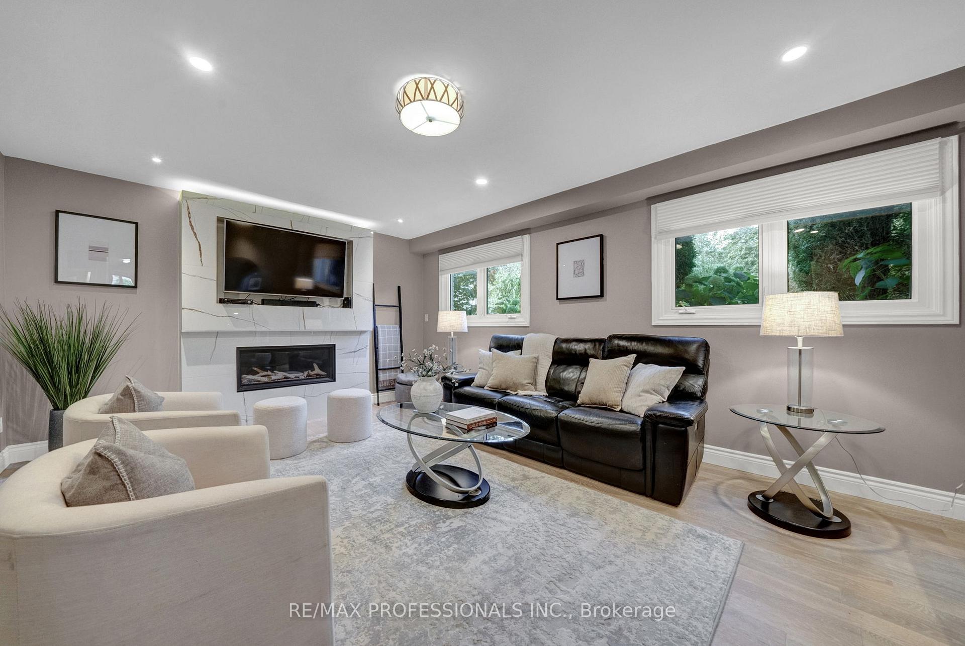 Photo 29 of 23 Sunicrest Boulevard, Clarington, Bowmanville — HOMEH