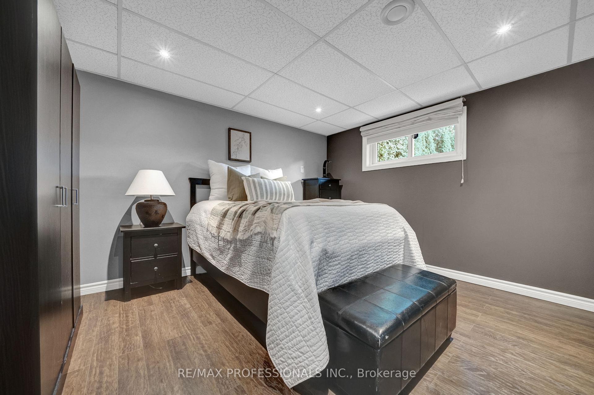 Photo 38 of 23 Sunicrest Boulevard, Clarington, Bowmanville — HOMEH