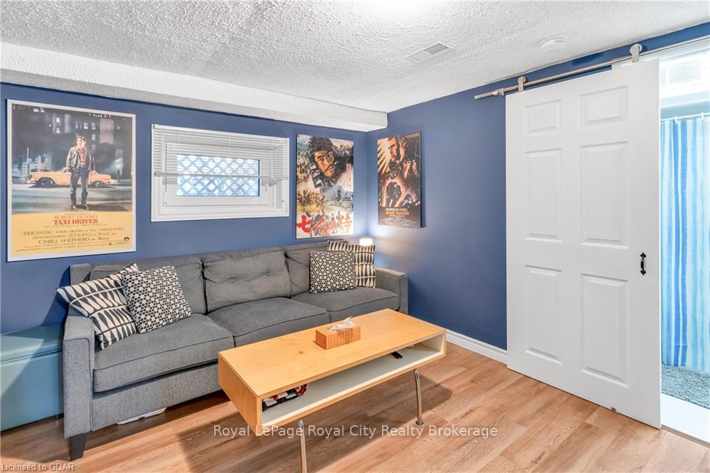 Photo 31 of 65 Dovercliffe Road, Guelph, Dovercliffe Park/Old University — HOMEH