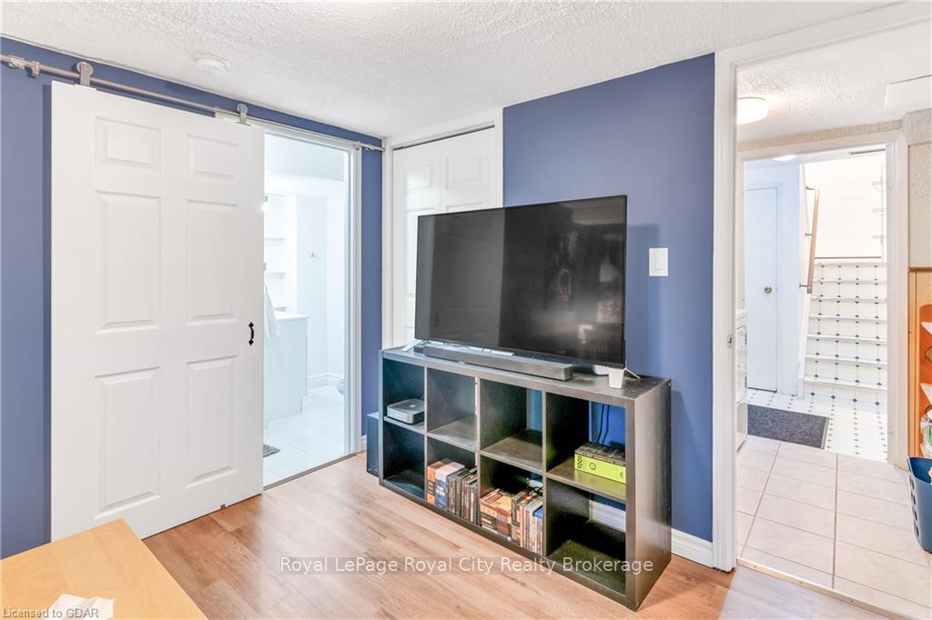 Photo 32 of 65 Dovercliffe Road, Guelph, Dovercliffe Park/Old University — HOMEH